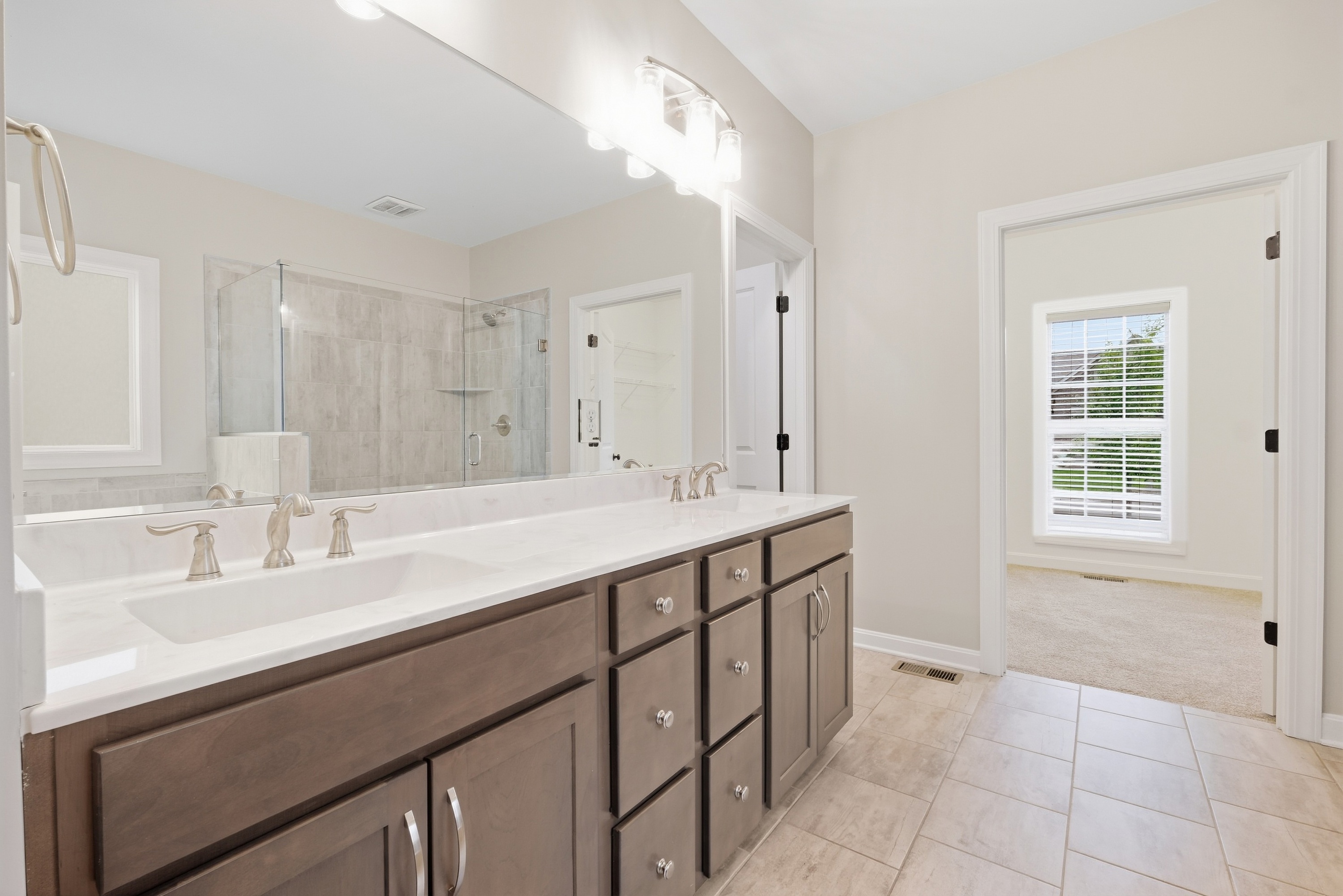  2008 Scenic Lakes Drive, Louisville, KY 40245 - 物件實景