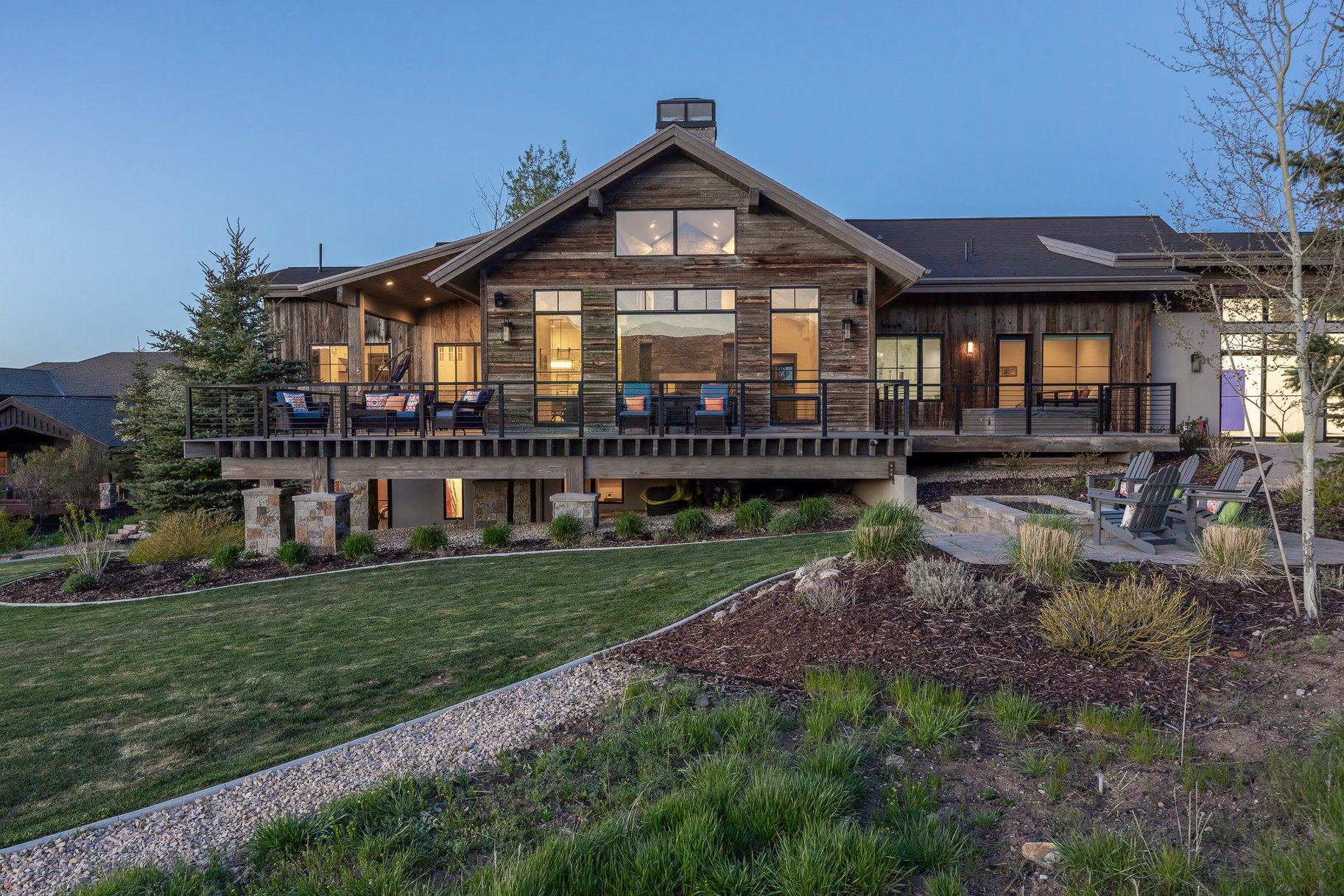  Framed by Panoramic Mountain Views with Access to Round Valley