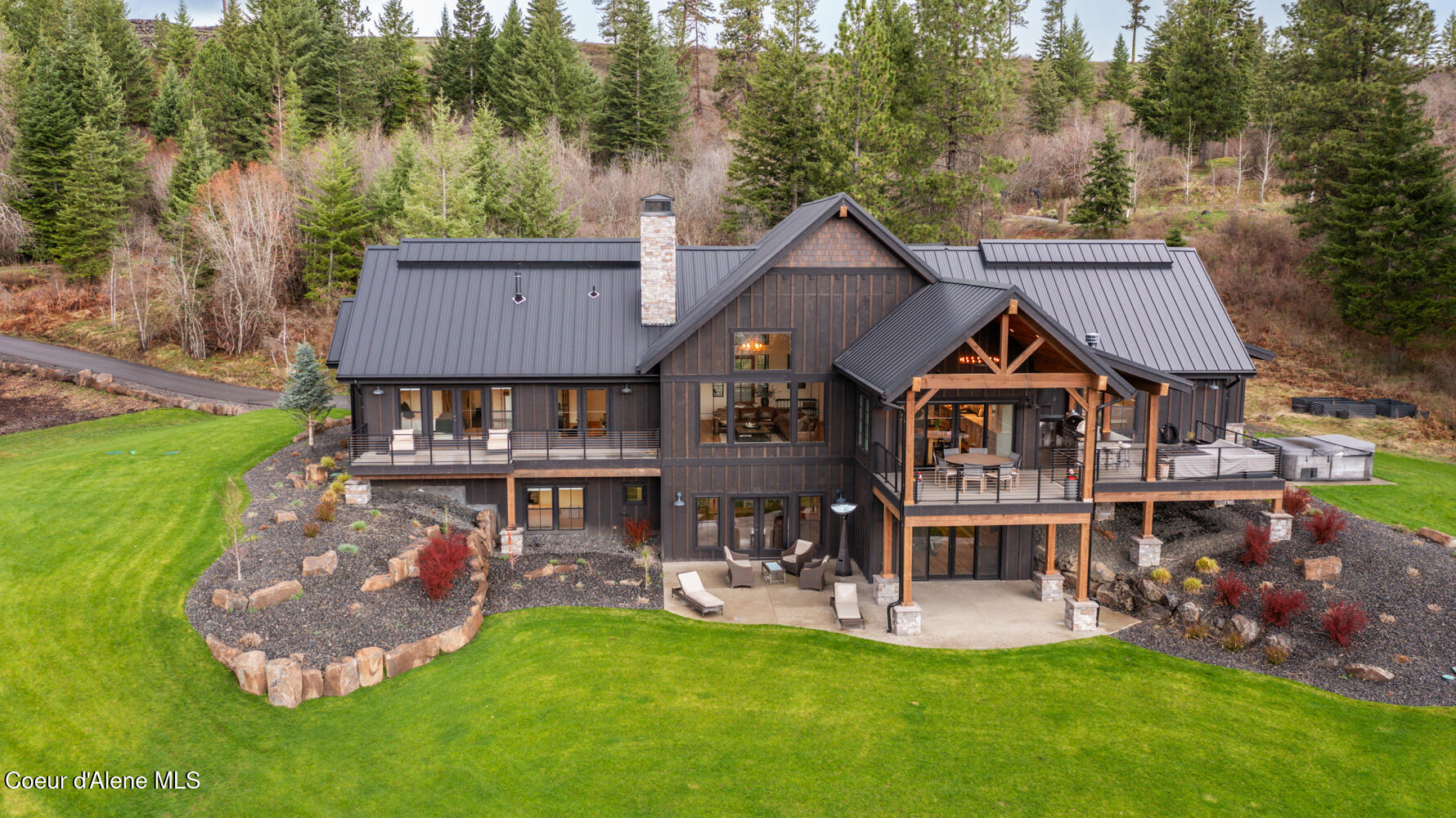 Coeur d'Alene, Idaho, 83814, United States, 4 Bedrooms Bedrooms, ,4 BathroomsBathrooms,Residential,For Sale,1783013