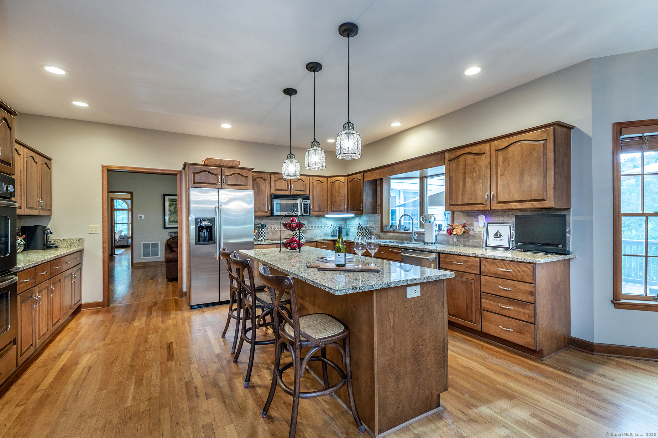 New Fairfield, Connecticut, 06812, United States, 4 Bedrooms Bedrooms, ,6 BathroomsBathrooms,Residential,For Sale,1949816