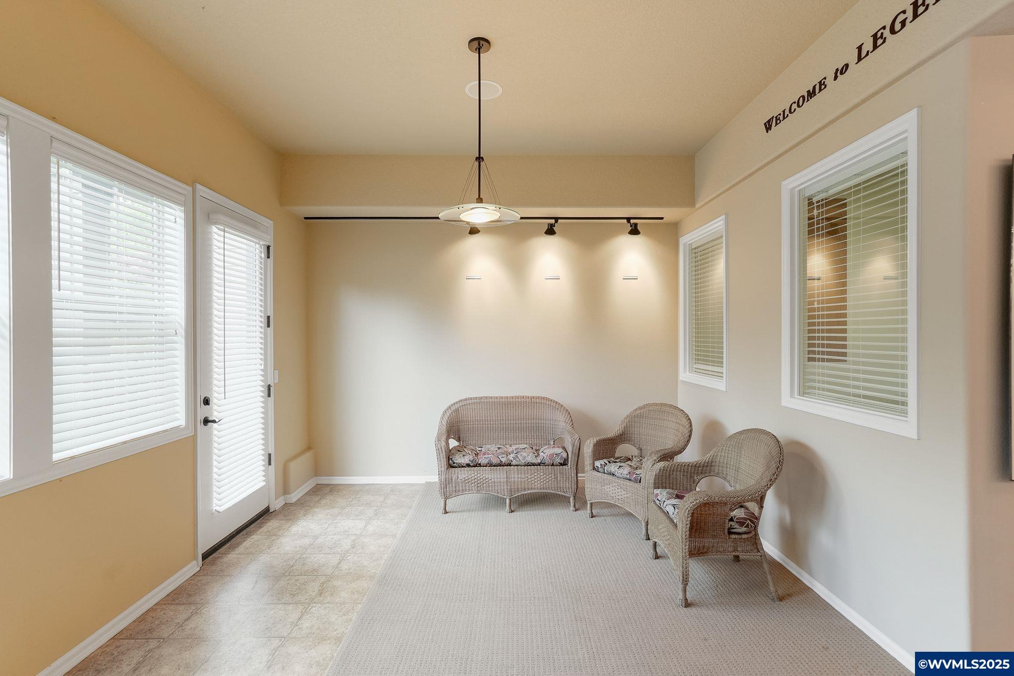 Albany, Oregon, 97321, United States, 4 Bedrooms Bedrooms, ,3 BathroomsBathrooms,Residential,For Sale,1961603