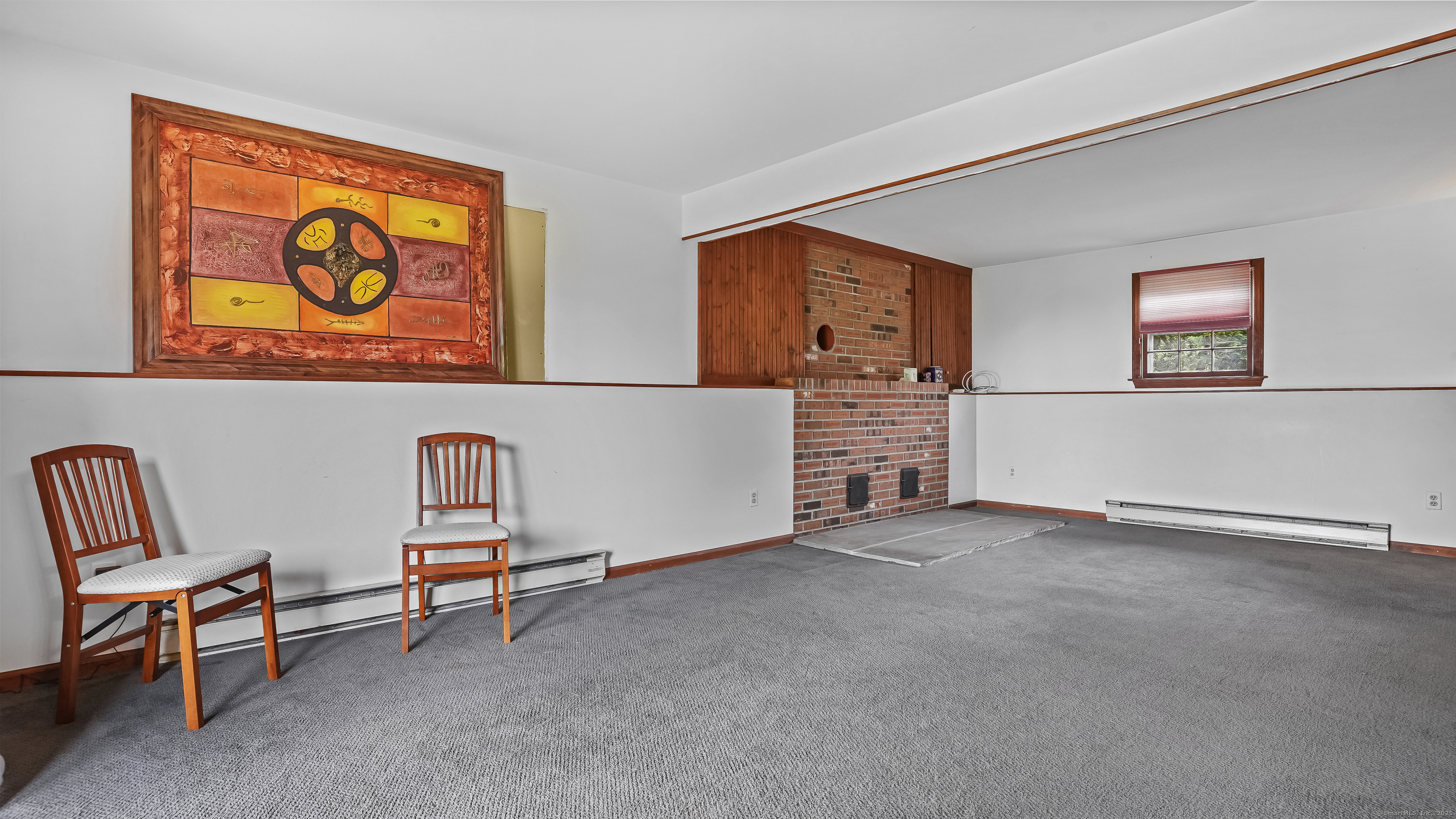 New Milford, Connecticut, 06776, United States, 3 Bedrooms Bedrooms, ,3 BathroomsBathrooms,Residential,For Sale,1924993