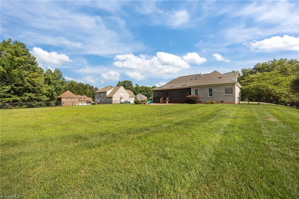 Kernersville, North Carolina, 27284, United States, 4 Bedrooms Bedrooms, ,3 BathroomsBathrooms,Residential,For Sale,1890239