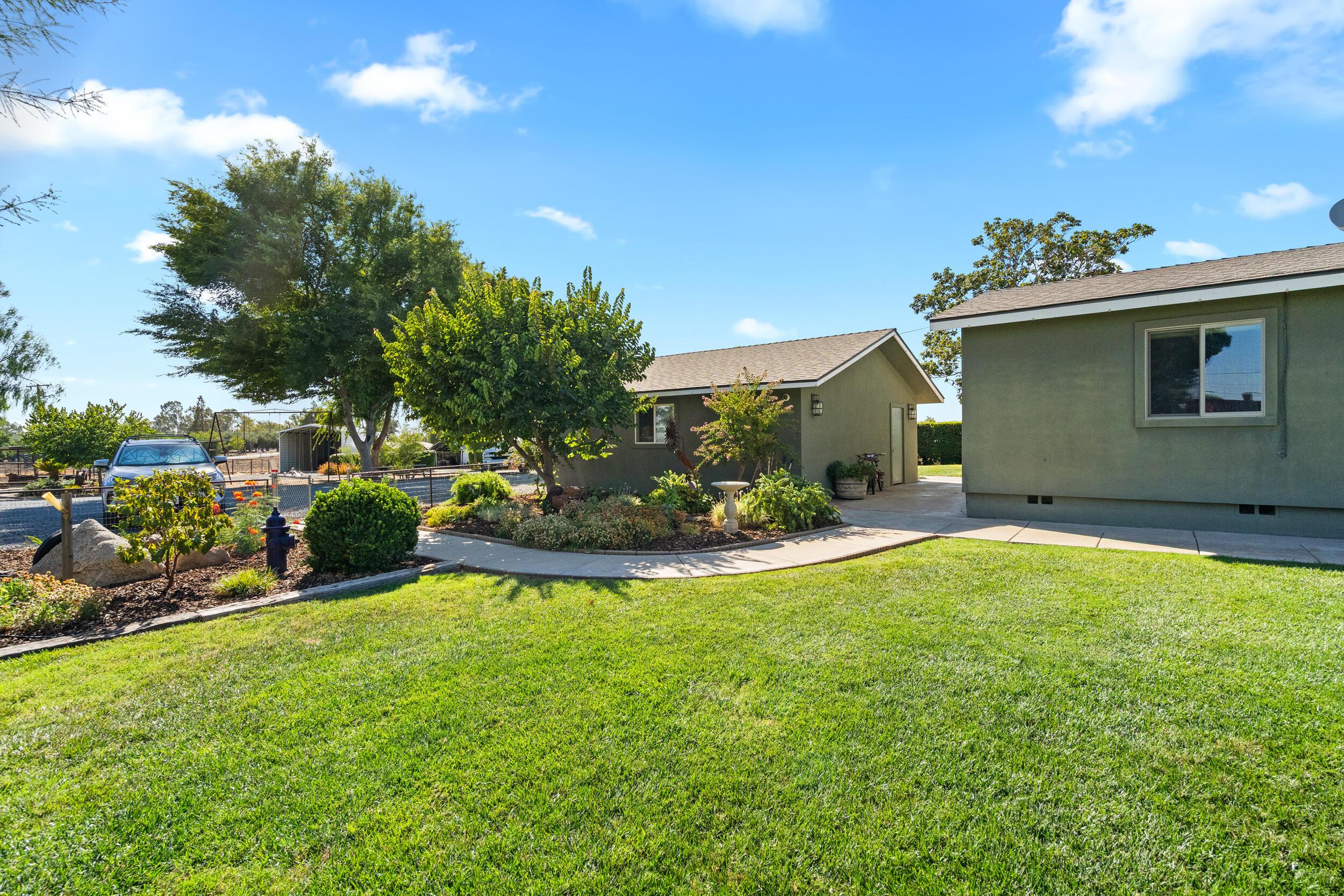 Terra Bella, California, 93270, United States, 3 Bedrooms Bedrooms, ,2 BathroomsBathrooms,Residential,For Sale,1981595