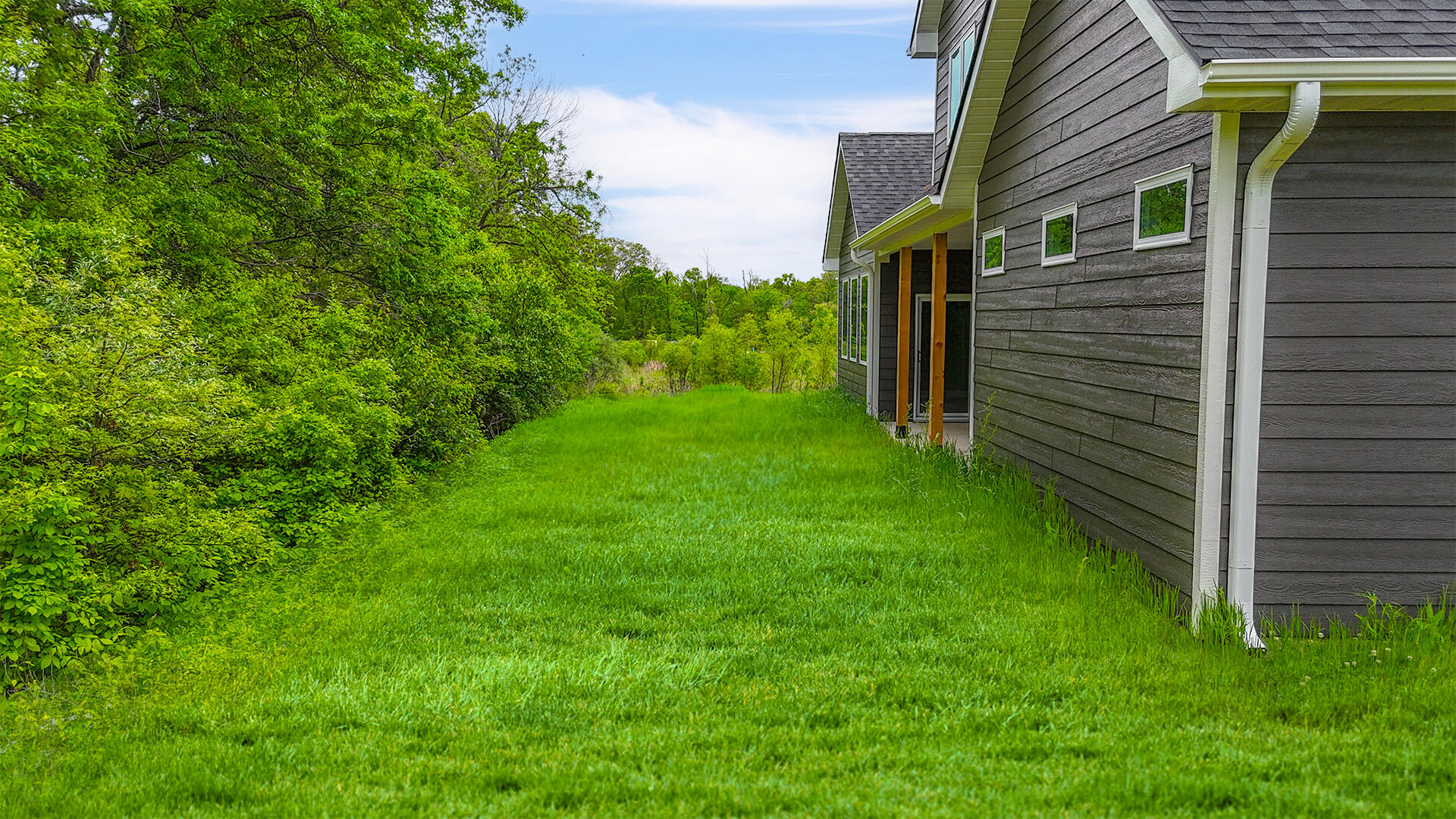 COLUMBIA, Missouri, 65202, United States, 4 Bedrooms Bedrooms, ,3 BathroomsBathrooms,Residential,For Sale,2008835