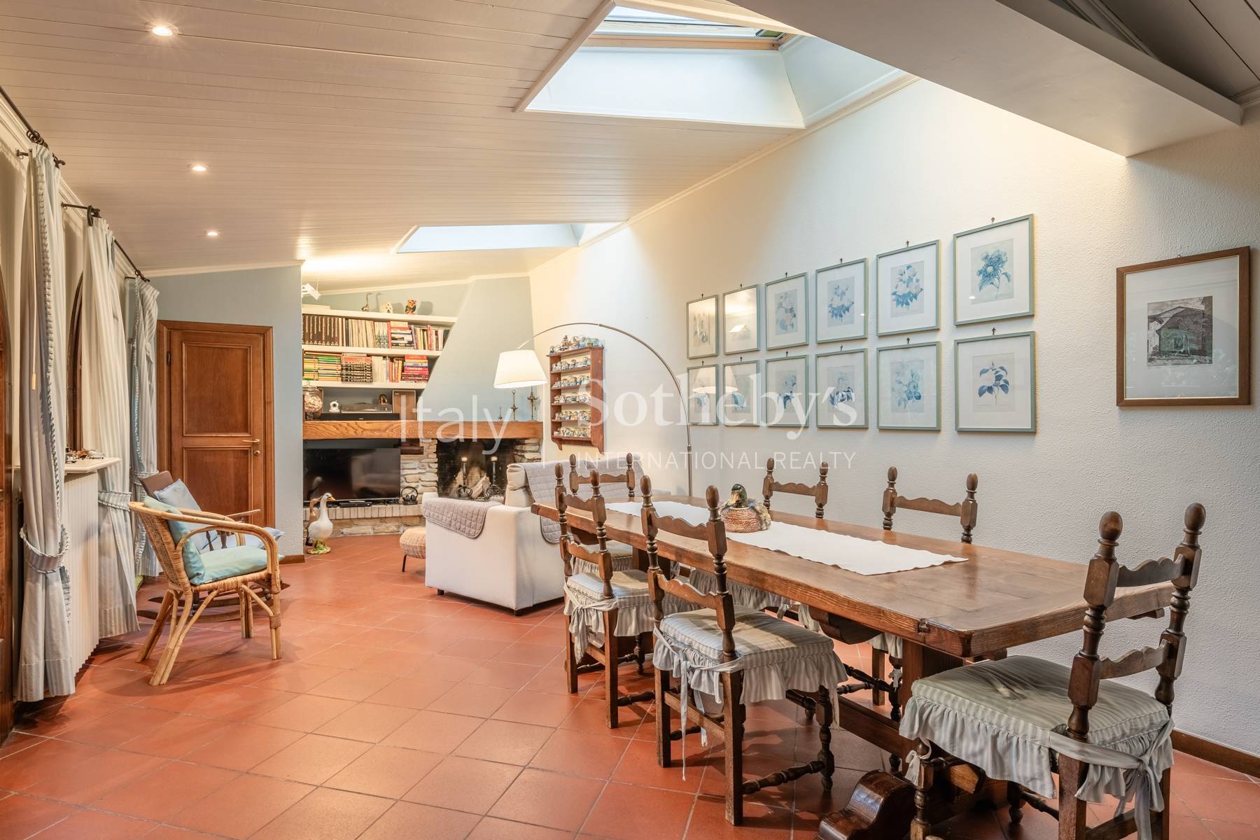  Refined apartment with terrace in the centre of Lucca - 物件實景