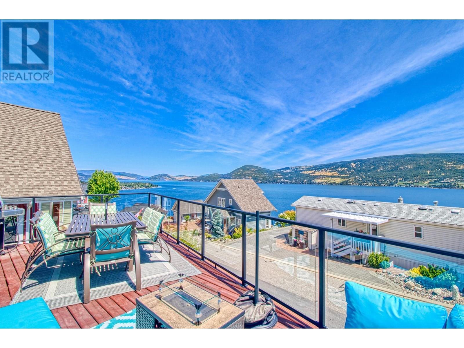 KELOWNA, British Columbia, V1Z 3R8, CA, 3 Bedrooms Bedrooms, ,2 BathroomsBathrooms,Residential,For Sale,1892697