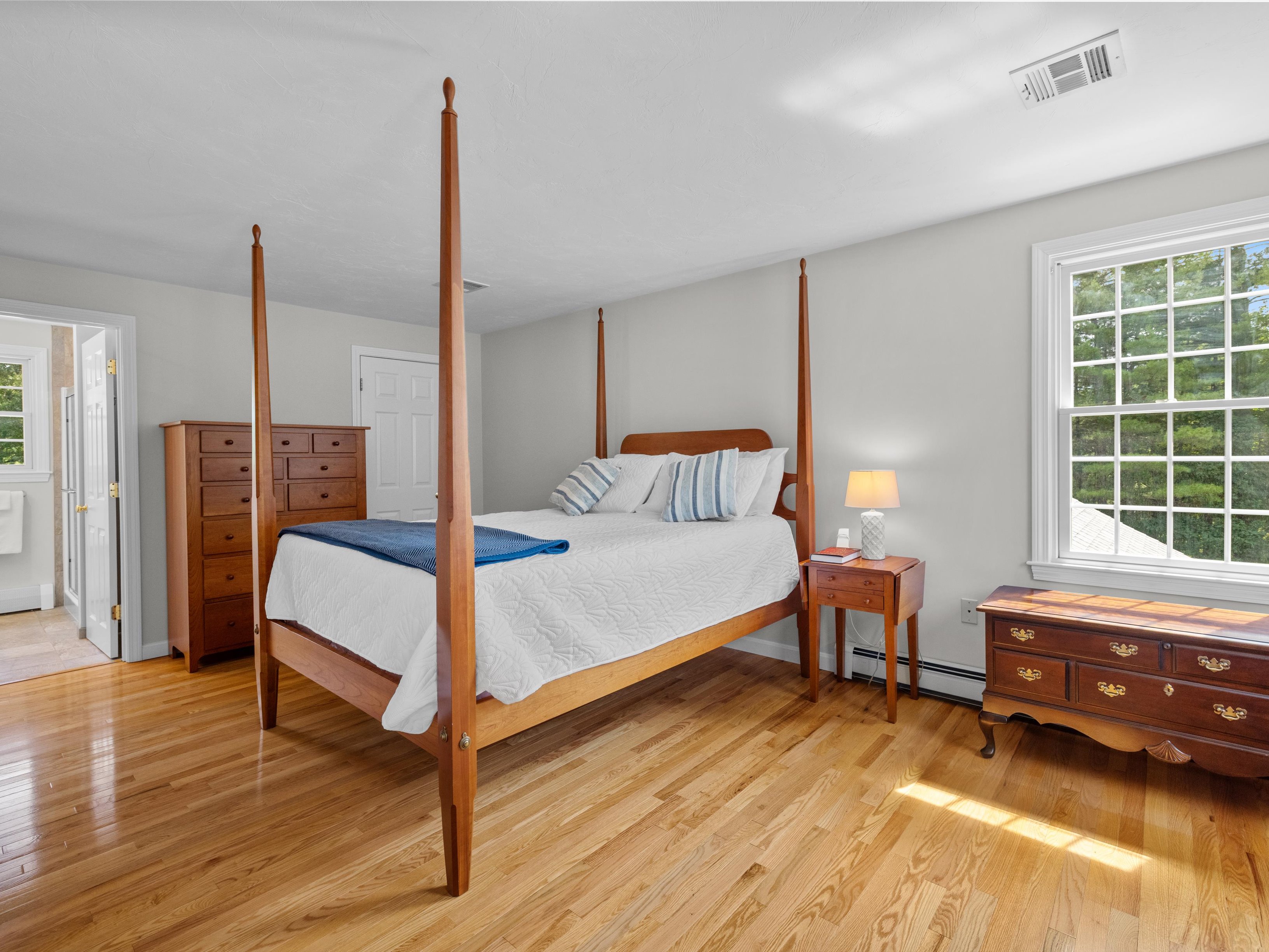  16 King Philip Path, Mendon, MA 01756 - 物件實景