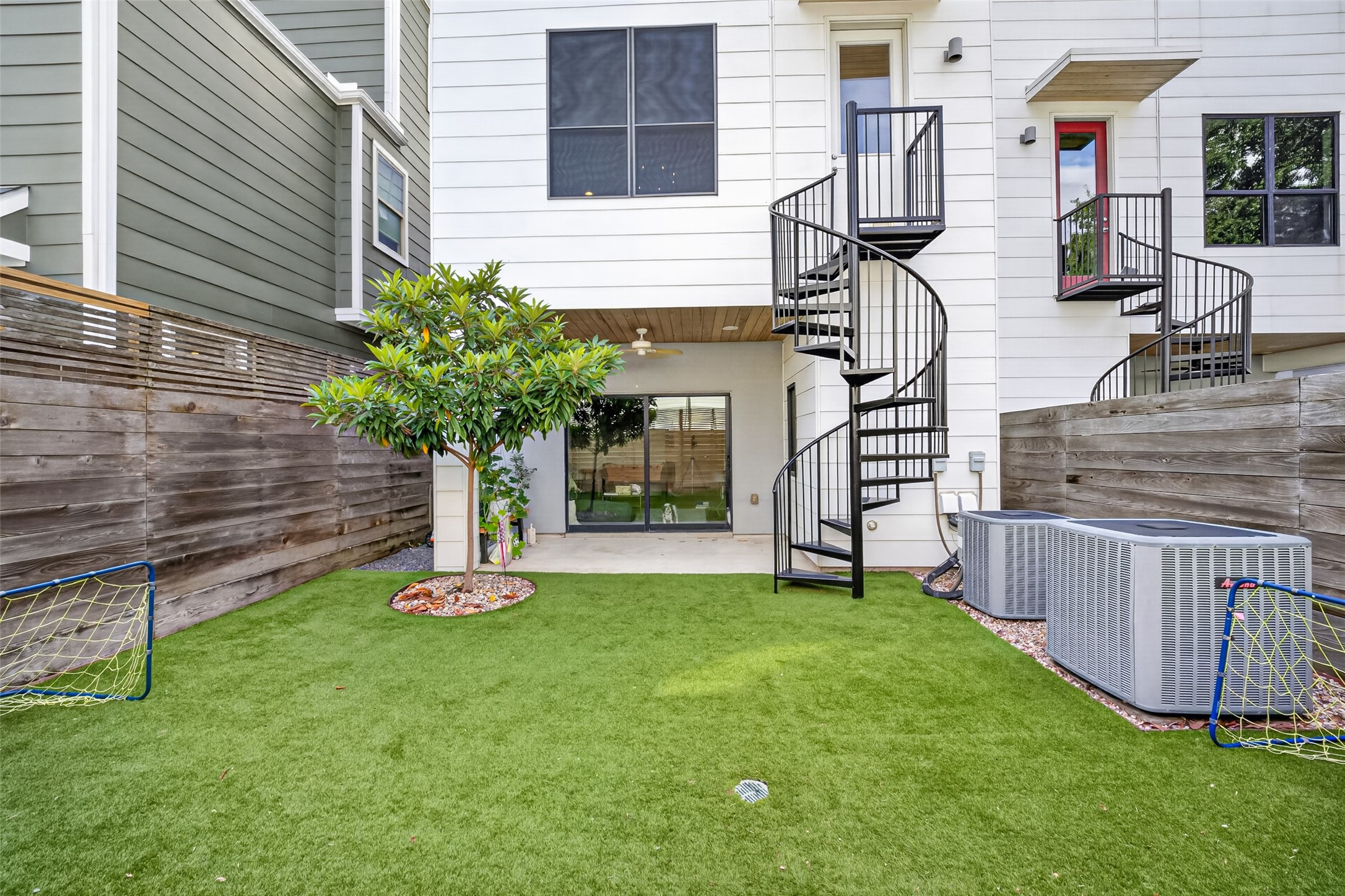  1613 Vermont Street B - 物件實景