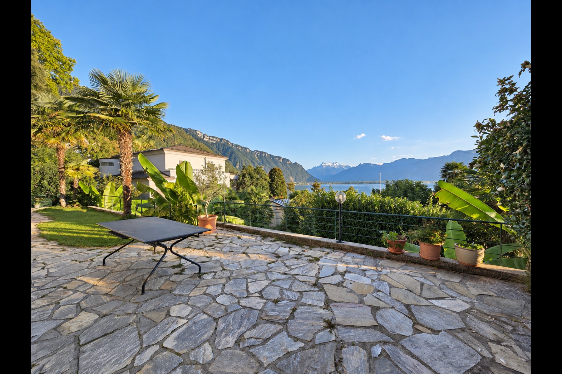  Stunning apartment with a large garden - Magnificent view of the lake - 物件實景