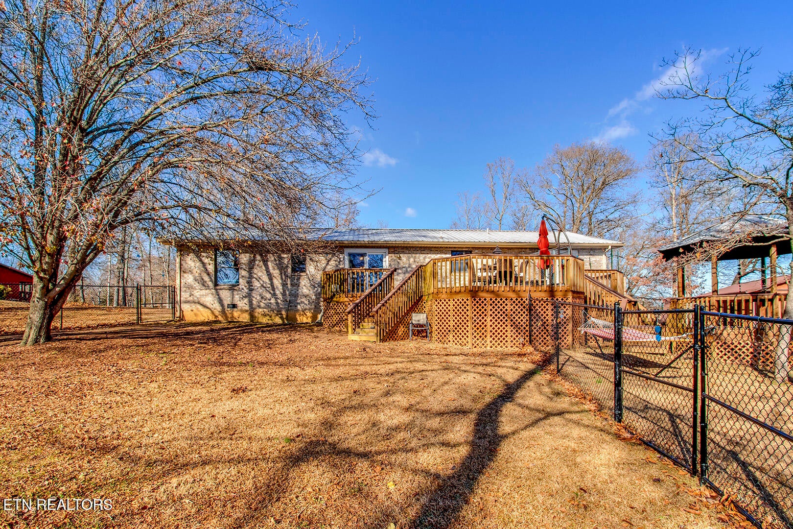 Loudon, Tennessee, 37774, United States, 3 Bedrooms Bedrooms, ,3 BathroomsBathrooms,Residential,For Sale,2013606