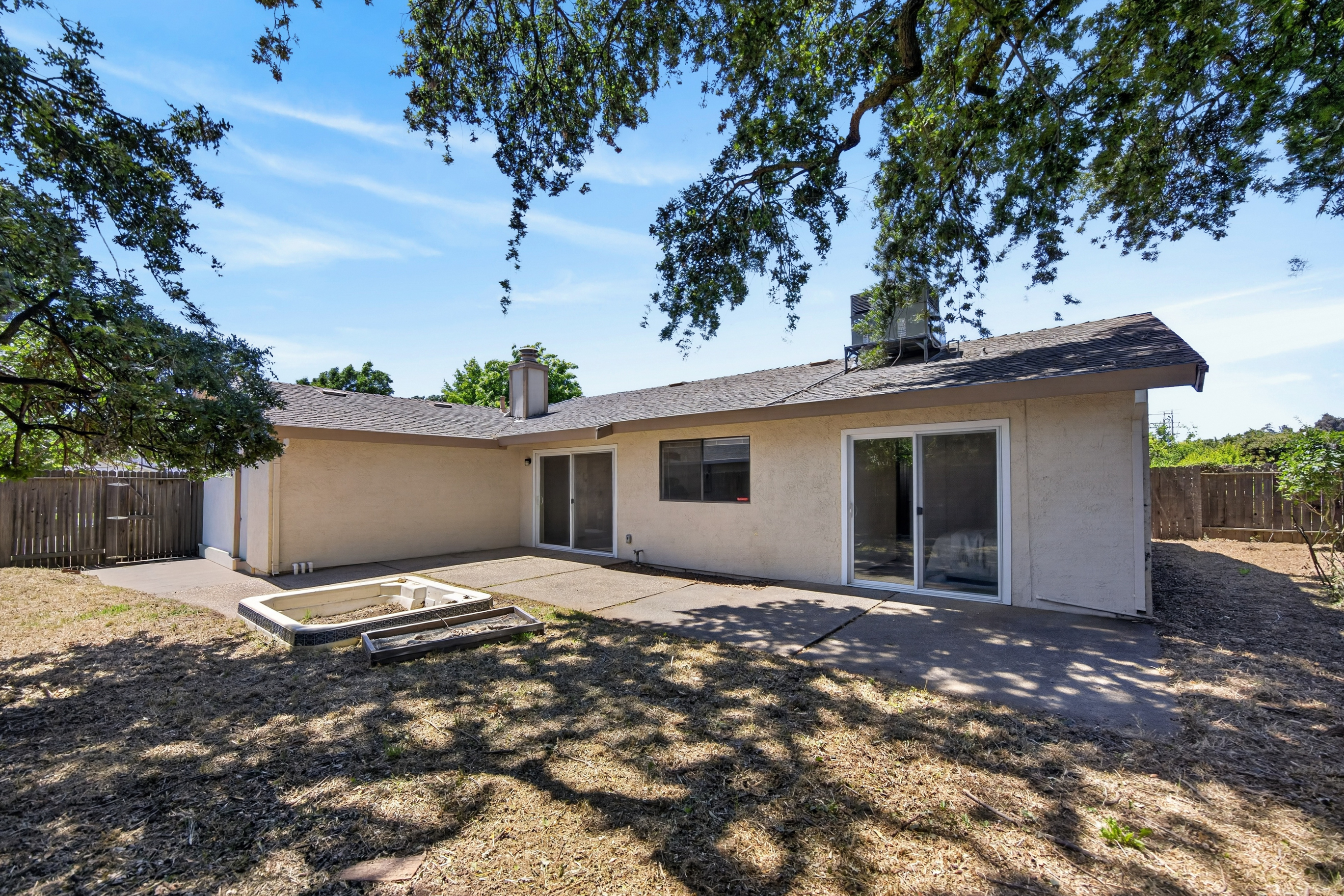  8721 Brigham Way, Sacramento, CA 95826 - 物件實景