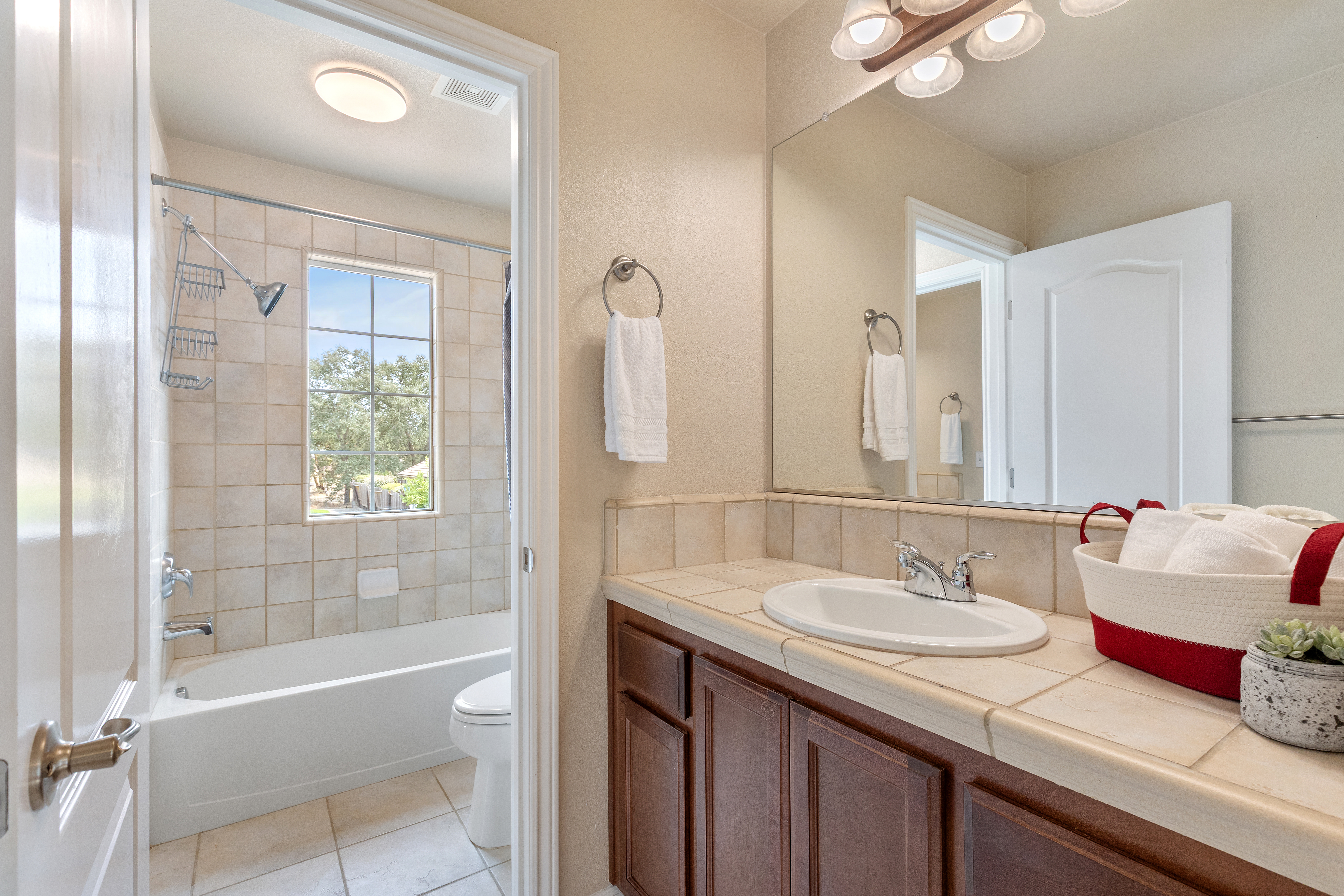  701 Mayten Court, Lincoln, CA 95648 - 物件實景