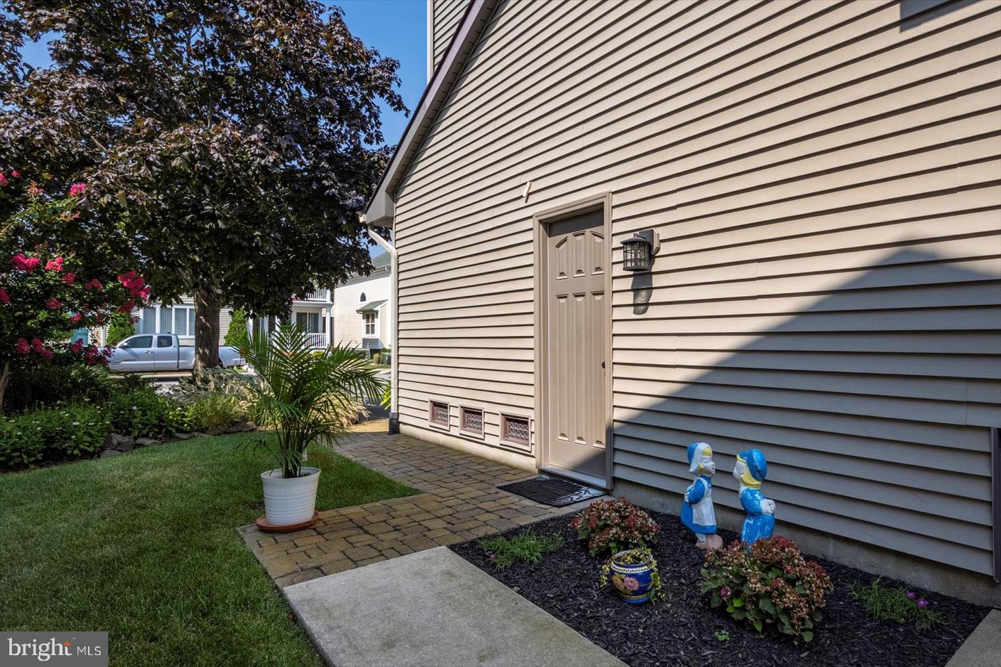 Ocean City, Maryland, 21842, United States, 4 Bedrooms Bedrooms, ,3 BathroomsBathrooms,Residential,For Sale,1942171