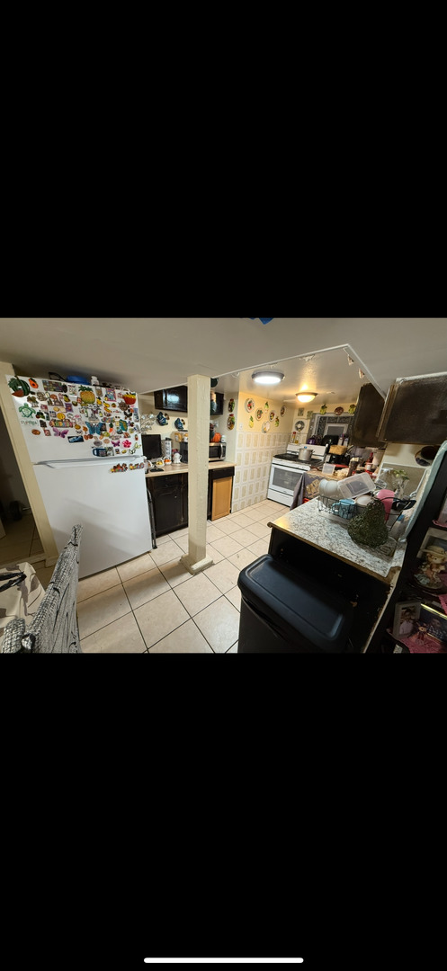 Chicago, Illinois, 60625, United States, 6 Bedrooms Bedrooms, ,Residential,For Sale,2006244