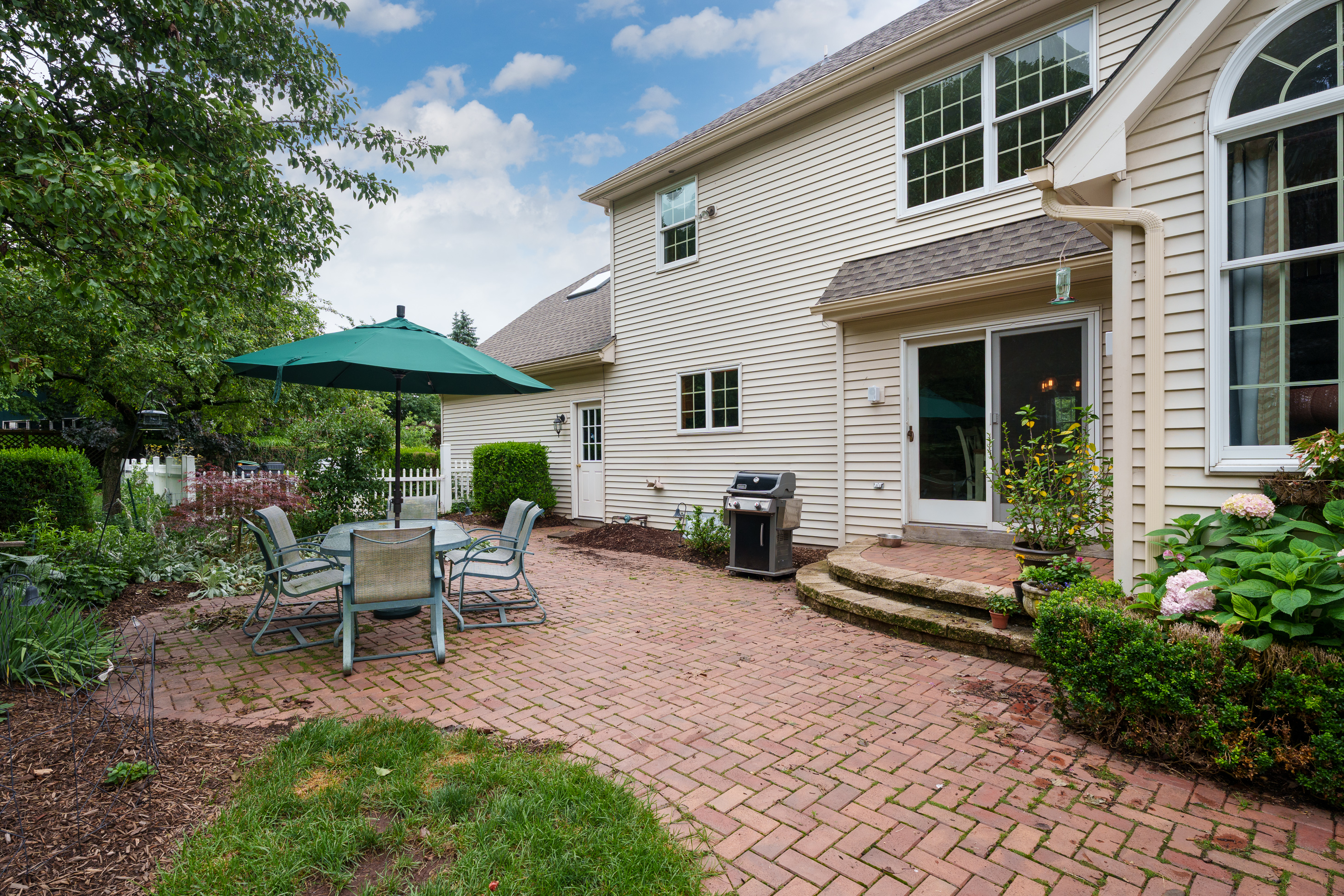  Privacy, Comfort, and a Location That Captures the Best of Alexandria Township - 物件實景