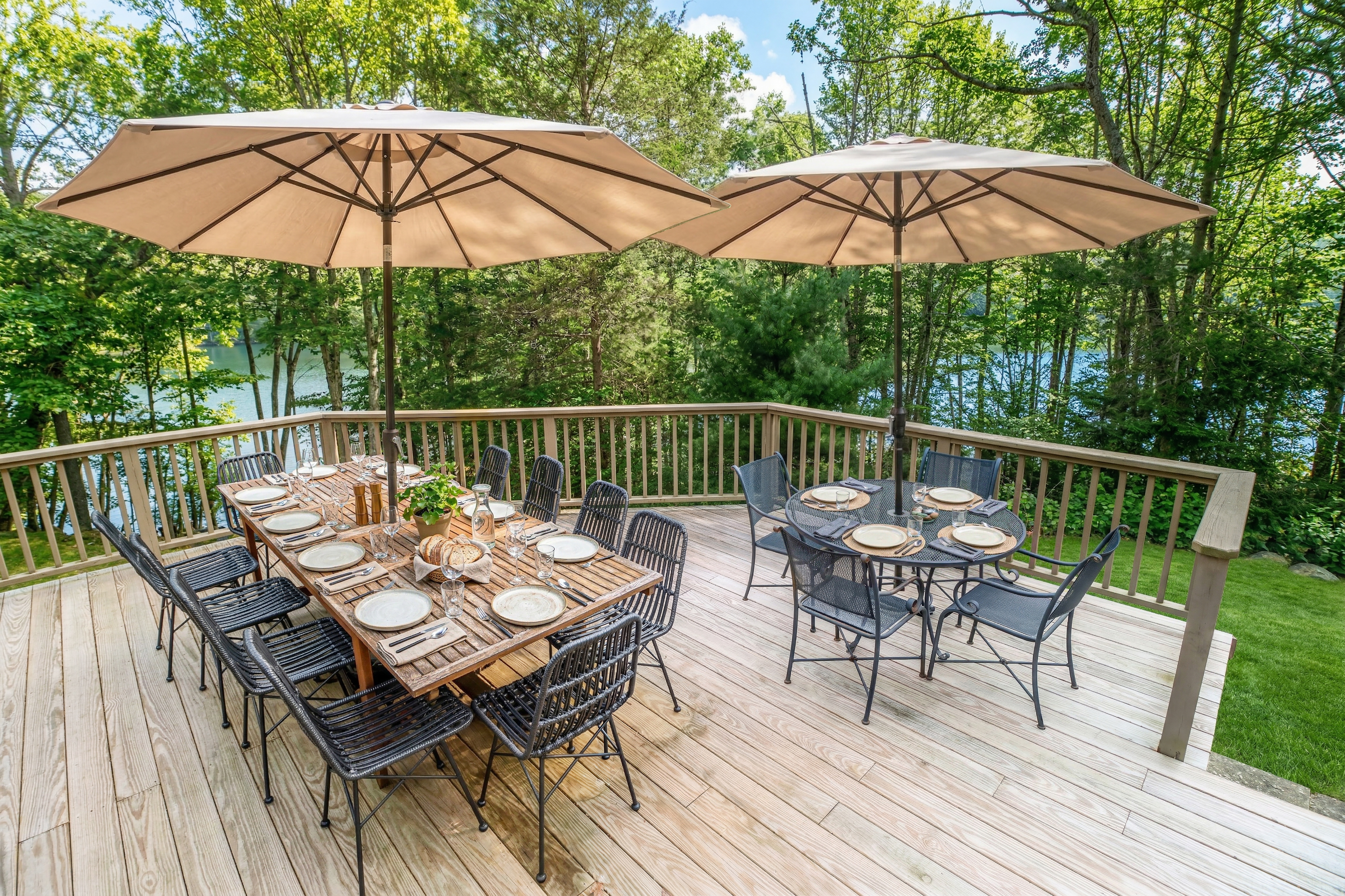  Lake Lillinonah Living, Elevated by Privacy and Scale - 物件實景