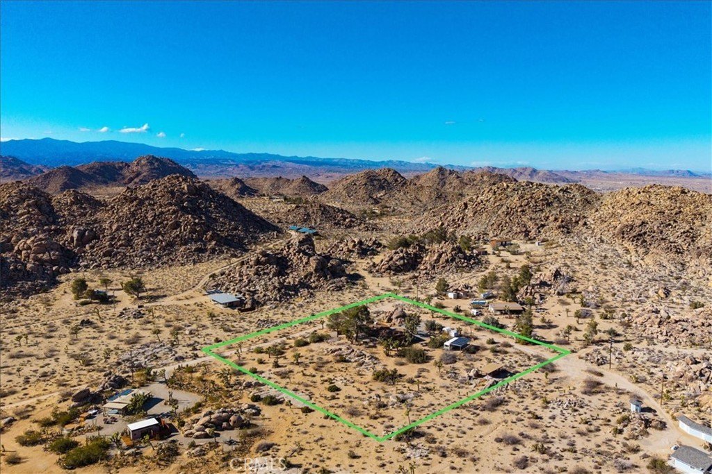 Joshua Tree, California, 92252, United States, 3 Bedrooms Bedrooms, ,2 BathroomsBathrooms,Residential,For Sale,1942307