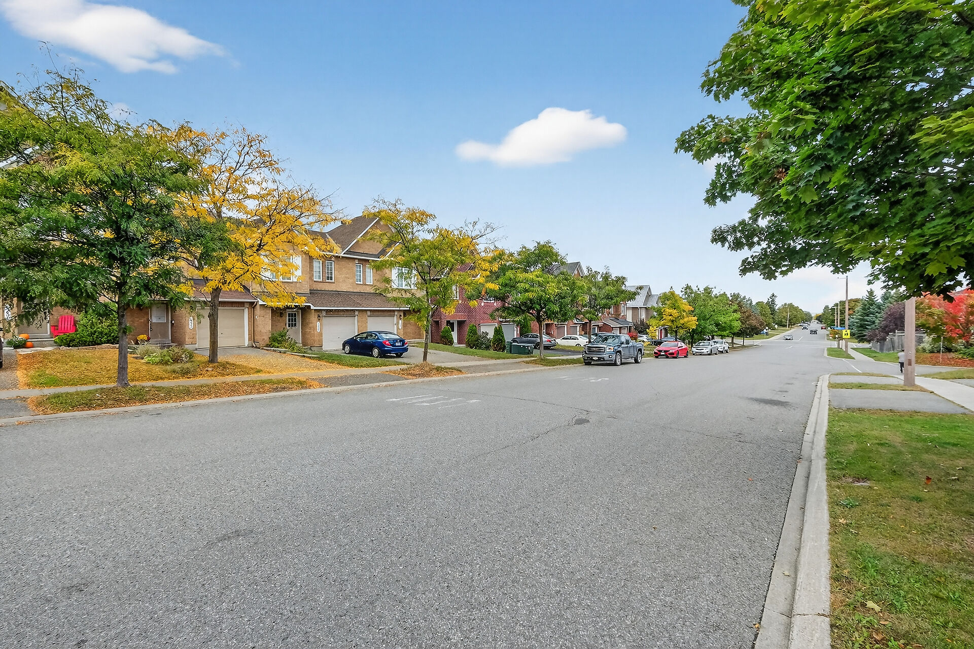 Ottawa, Ontario, K2W1E1, CA, 3 Bedrooms Bedrooms, ,3 BathroomsBathrooms,Residential,For Sale,1995671