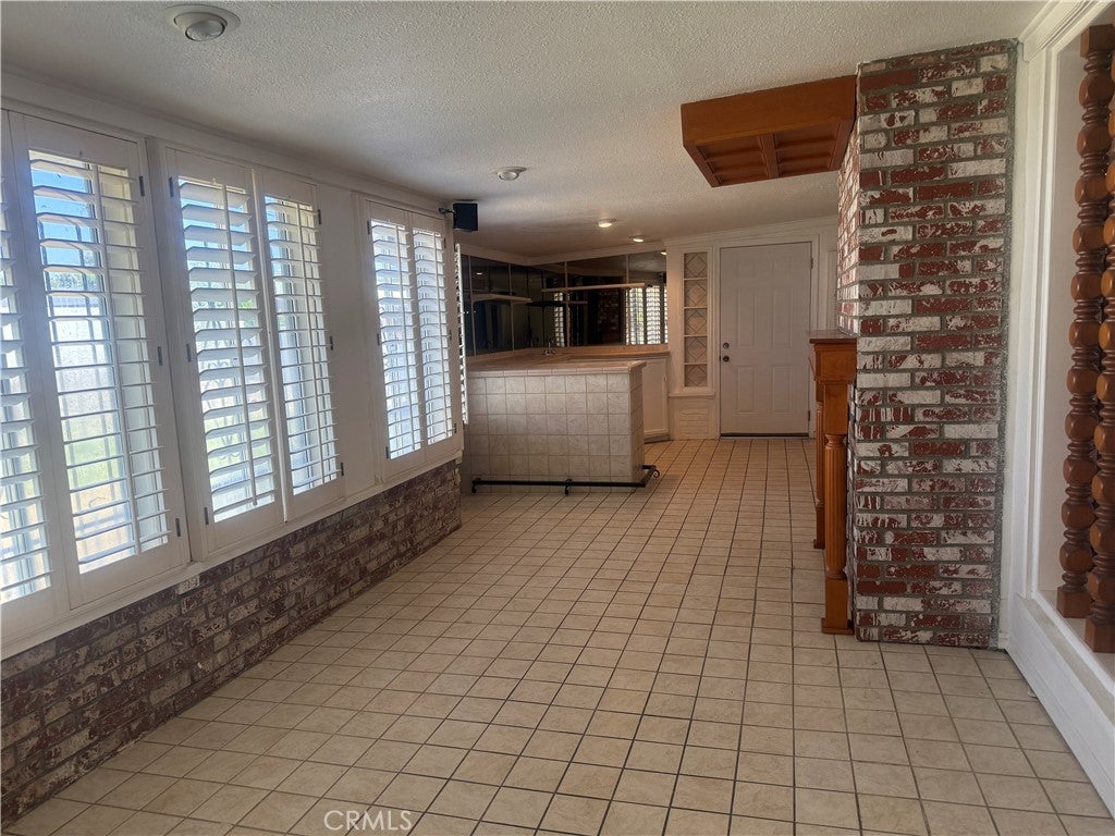 San Bernardino, California, 92404, United States, 3 Bedrooms Bedrooms, ,2 BathroomsBathrooms,Residential,For Sale,1955291