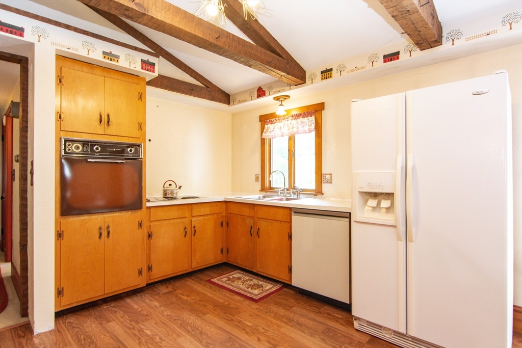 Hanson, Massachusetts, 02341, United States, 3 Bedrooms Bedrooms, ,Residential,For Sale,1920673