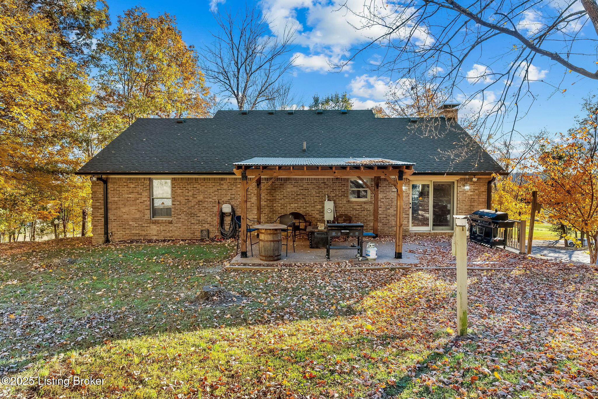 Boston, Kentucky, 40107, United States, 3 Bedrooms Bedrooms, ,2 BathroomsBathrooms,Residential,For Sale,1988918