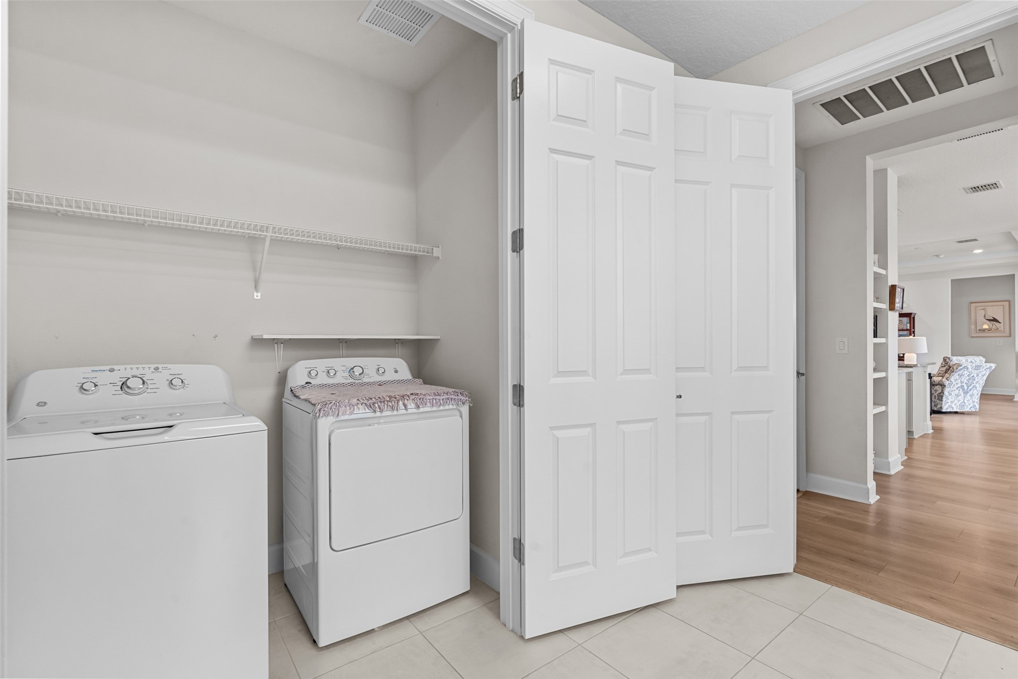 Fernandina Beach, Florida, 32034, United States, 3 Bedrooms Bedrooms, ,2 BathroomsBathrooms,Residential,For Sale,2024092