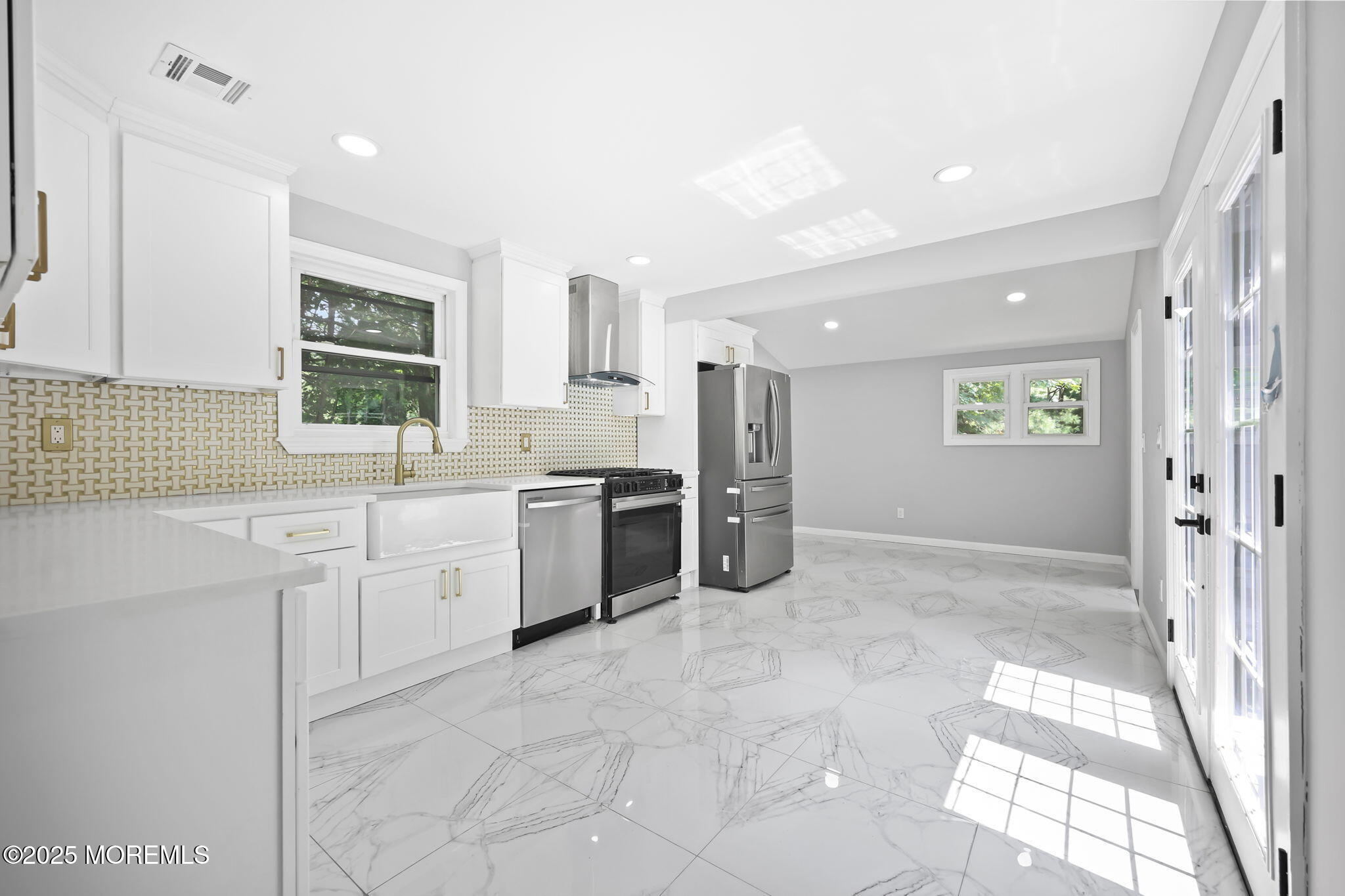 Matawan, New Jersey, 07747, United States, 3 Bedrooms Bedrooms, ,2 BathroomsBathrooms,Residential,For Sale,1977234