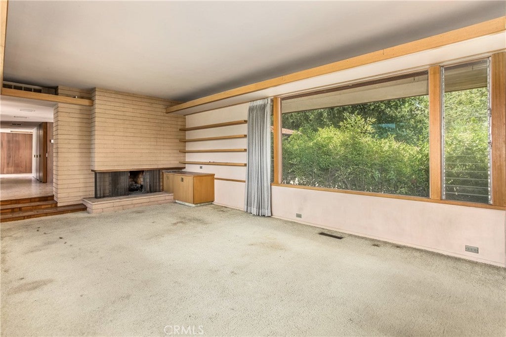 Redlands, California, 92373, United States, 4 Bedrooms Bedrooms, ,1 BathroomBathrooms,Residential,For Sale,1899993