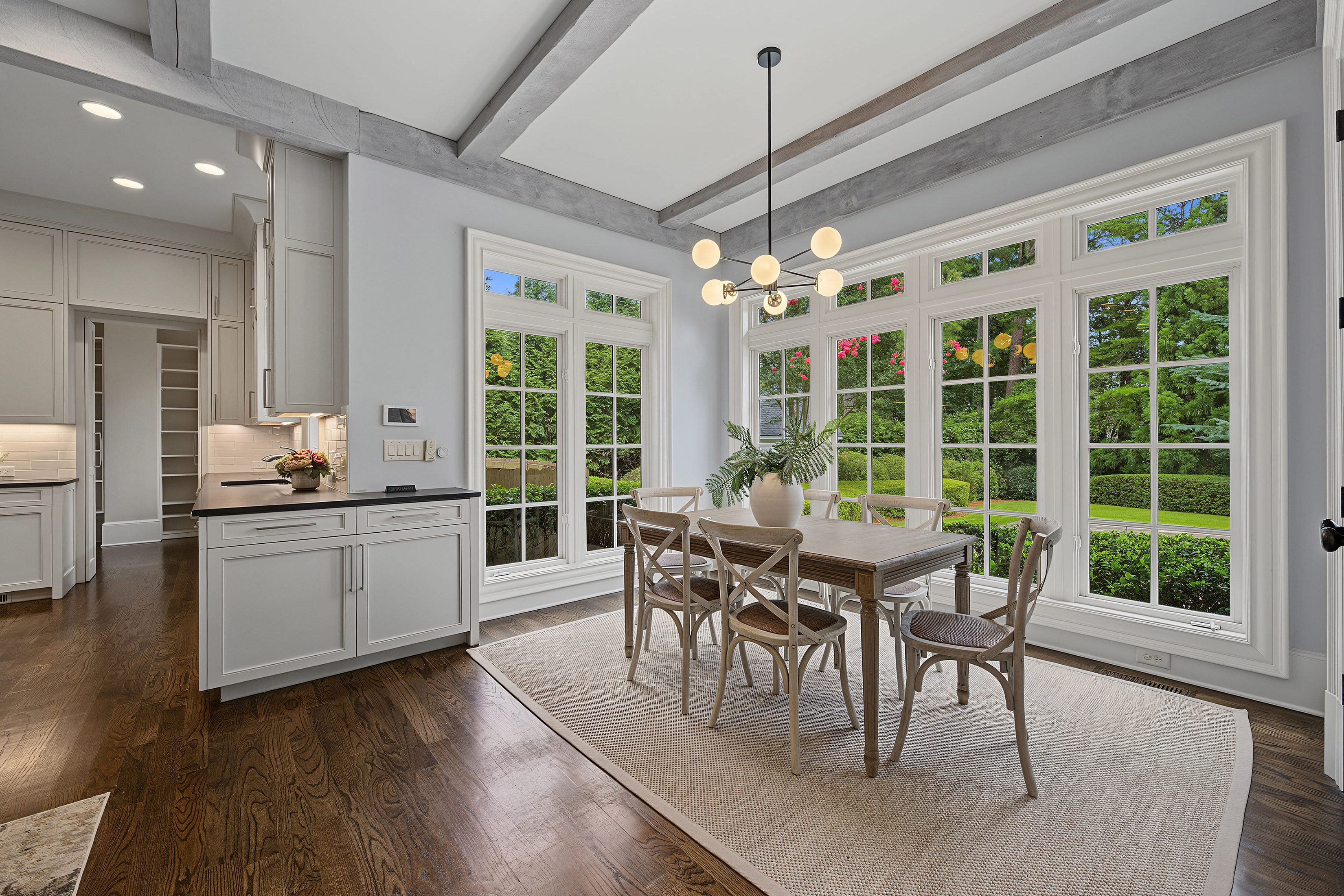  Exceptional Fully Gated Estate Near Chastain Park - 物件實景