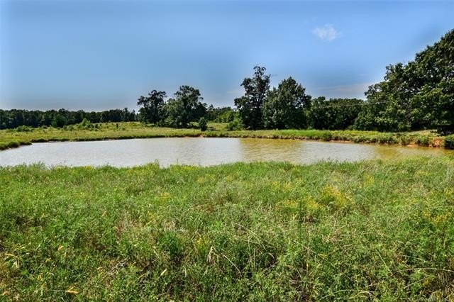 Hulbert, Oklahoma, 74441, United States, 4 Bedrooms Bedrooms, ,2 BathroomsBathrooms,Residential,For Sale,1983327