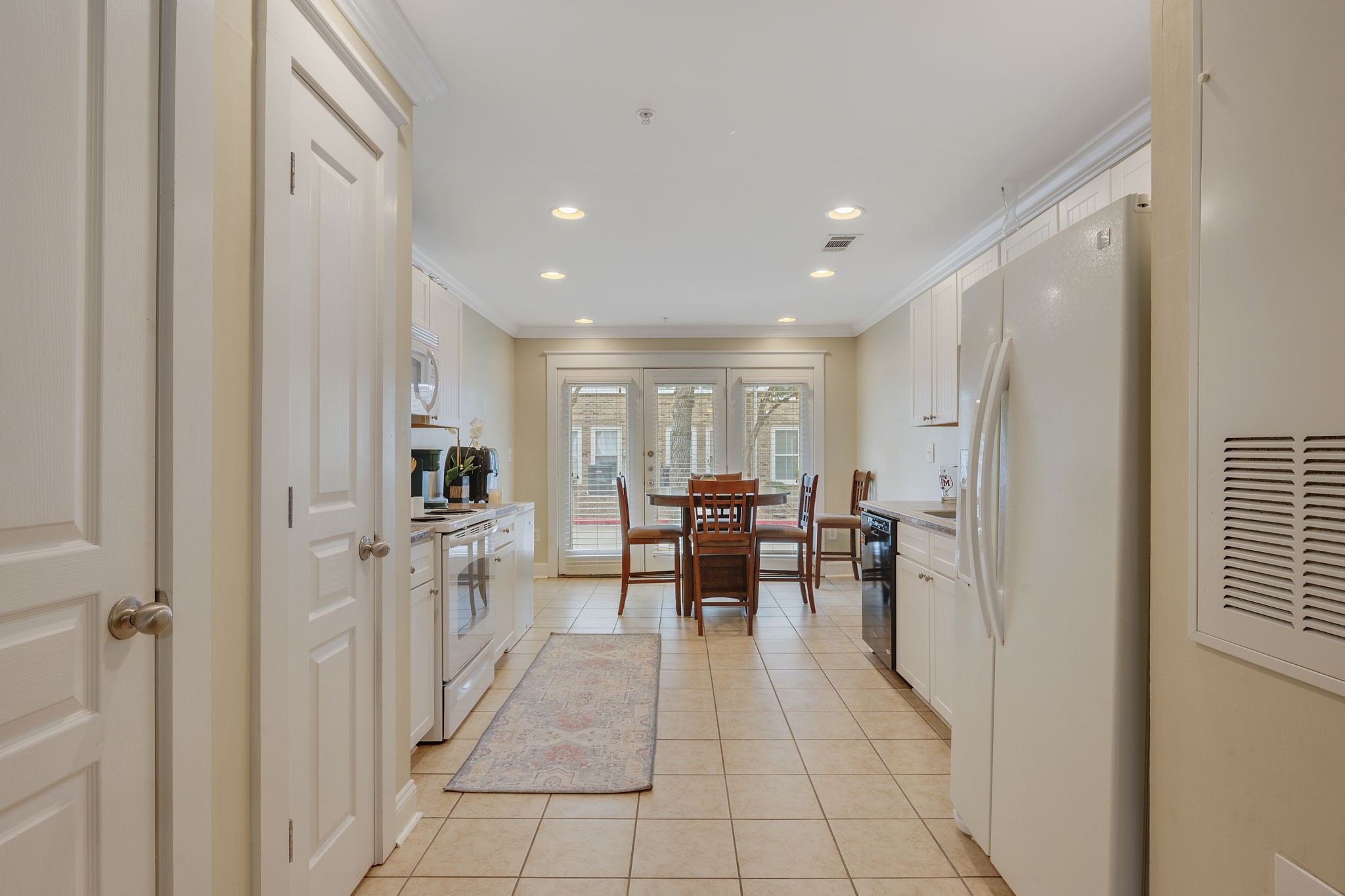  1725 Harvey Mitchell Parkway S #1814 - 物件實景