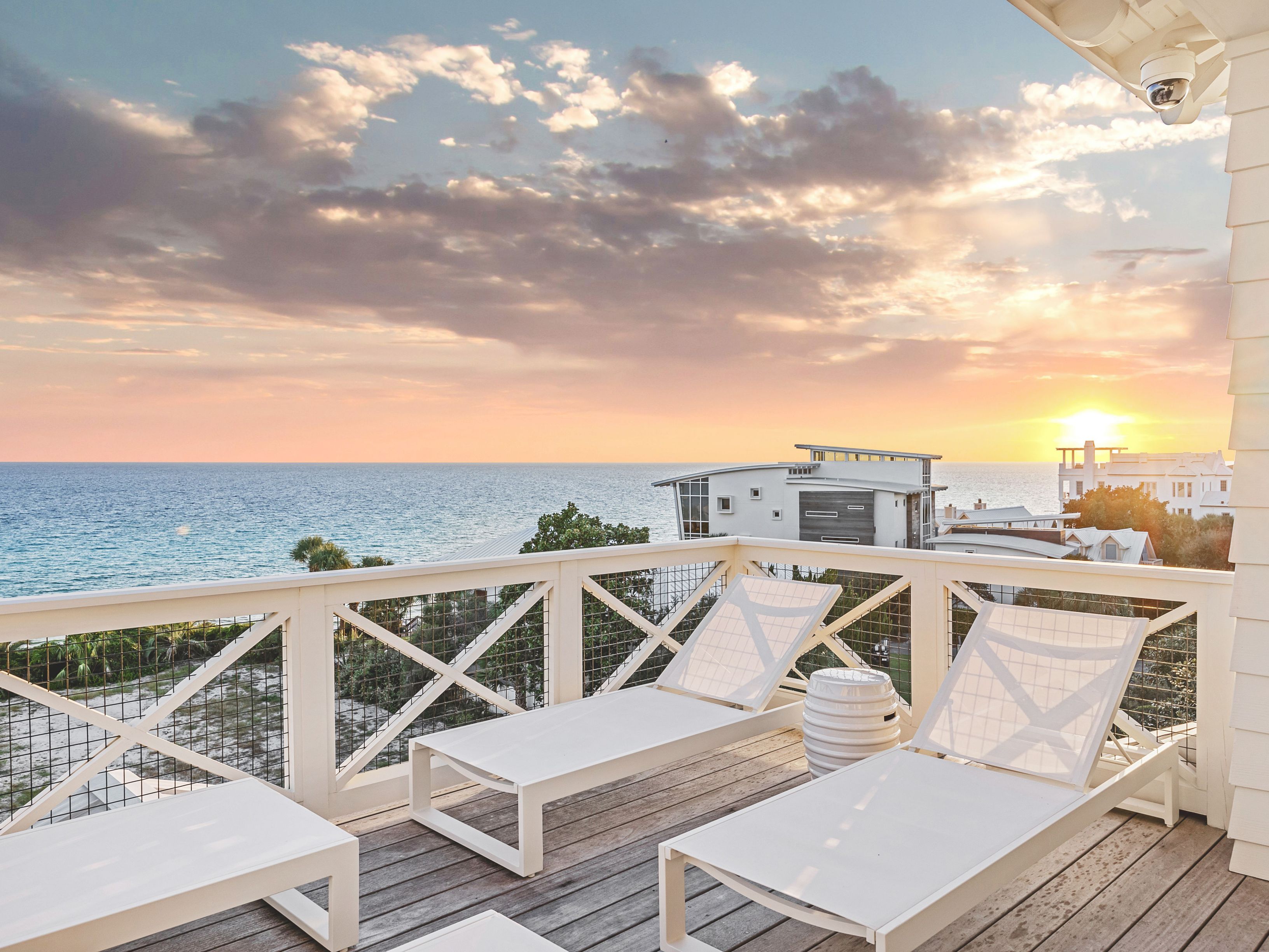  where  coastal luxury meets effortless living - 物件實景