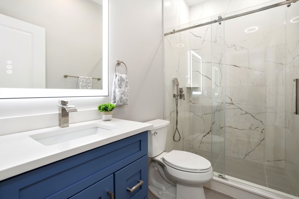 56 Putnam, 1, Somerville, Massachusetts, 02143, United States, 5 Bedrooms Bedrooms, ,3 BathroomsBathrooms,Residential,For Sale,56 Putnam , 1,1661296