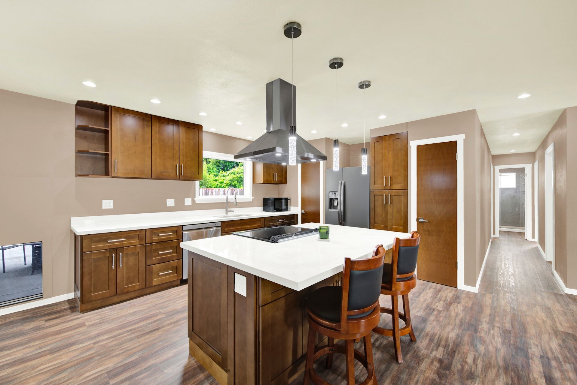  Wonderfully Updated Browns Valley Home - 物件實景