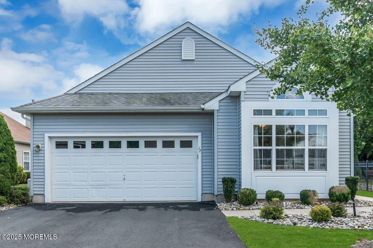 Franklin Twp, New Jersey, 08873, United States, 2 Bedrooms Bedrooms, ,2 BathroomsBathrooms,Residential,For Sale,1985006