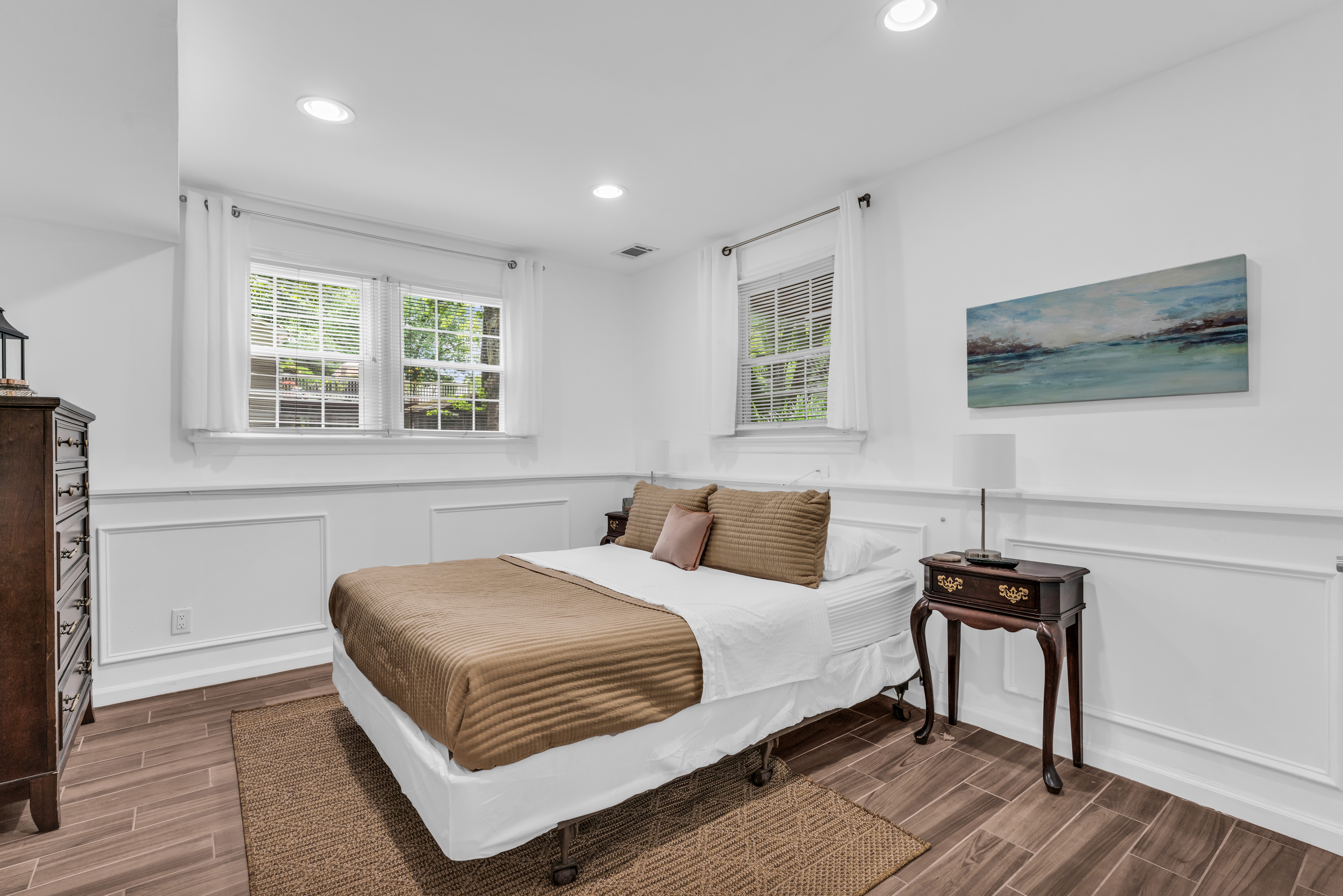  Beautiful Updated Bi-Level Home - 840 Nutswamp Road, Red Bank - 物件實景