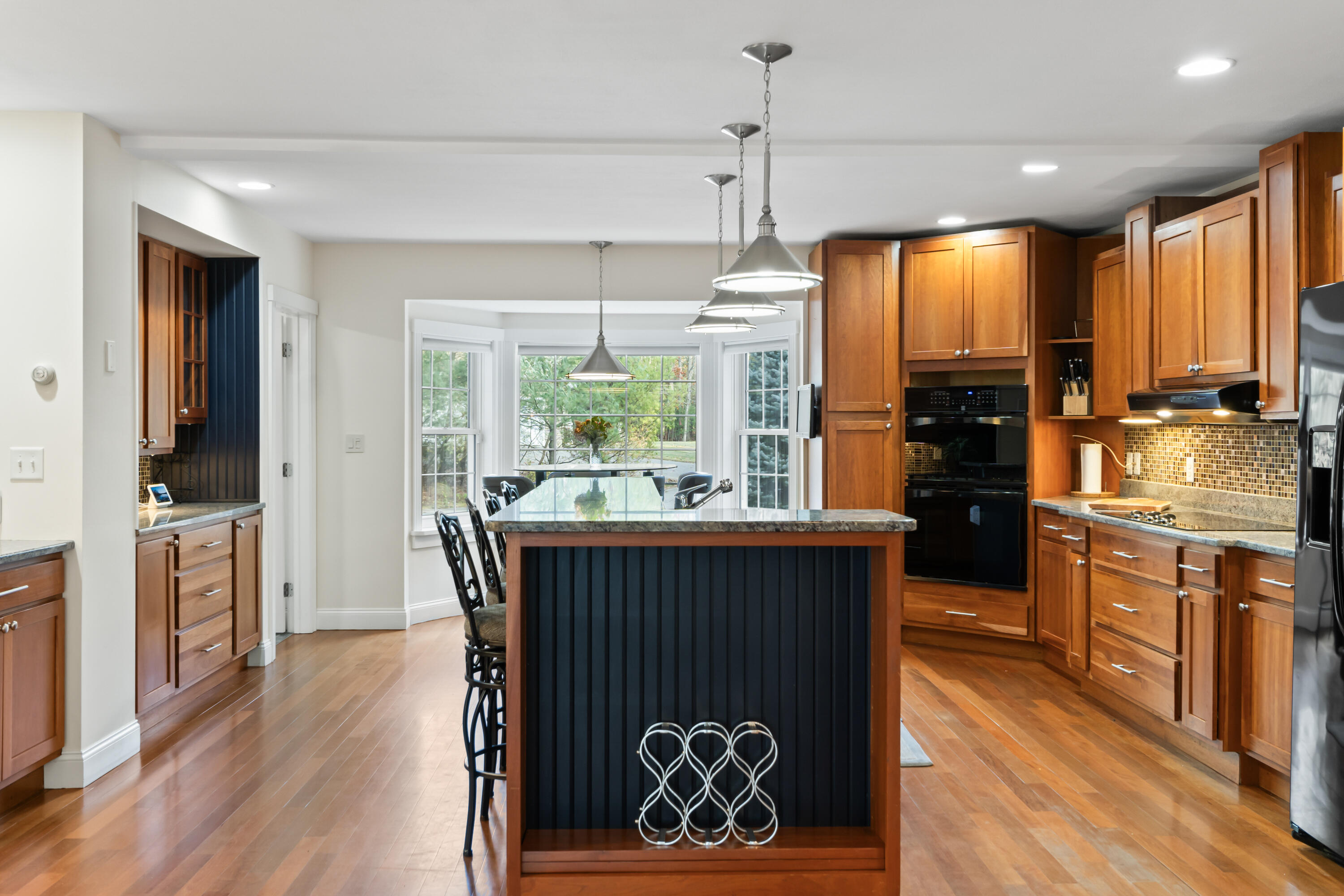 Ogunquit, Maine, 03907, United States, ,4 BathroomsBathrooms,Residential,For Sale,1830801