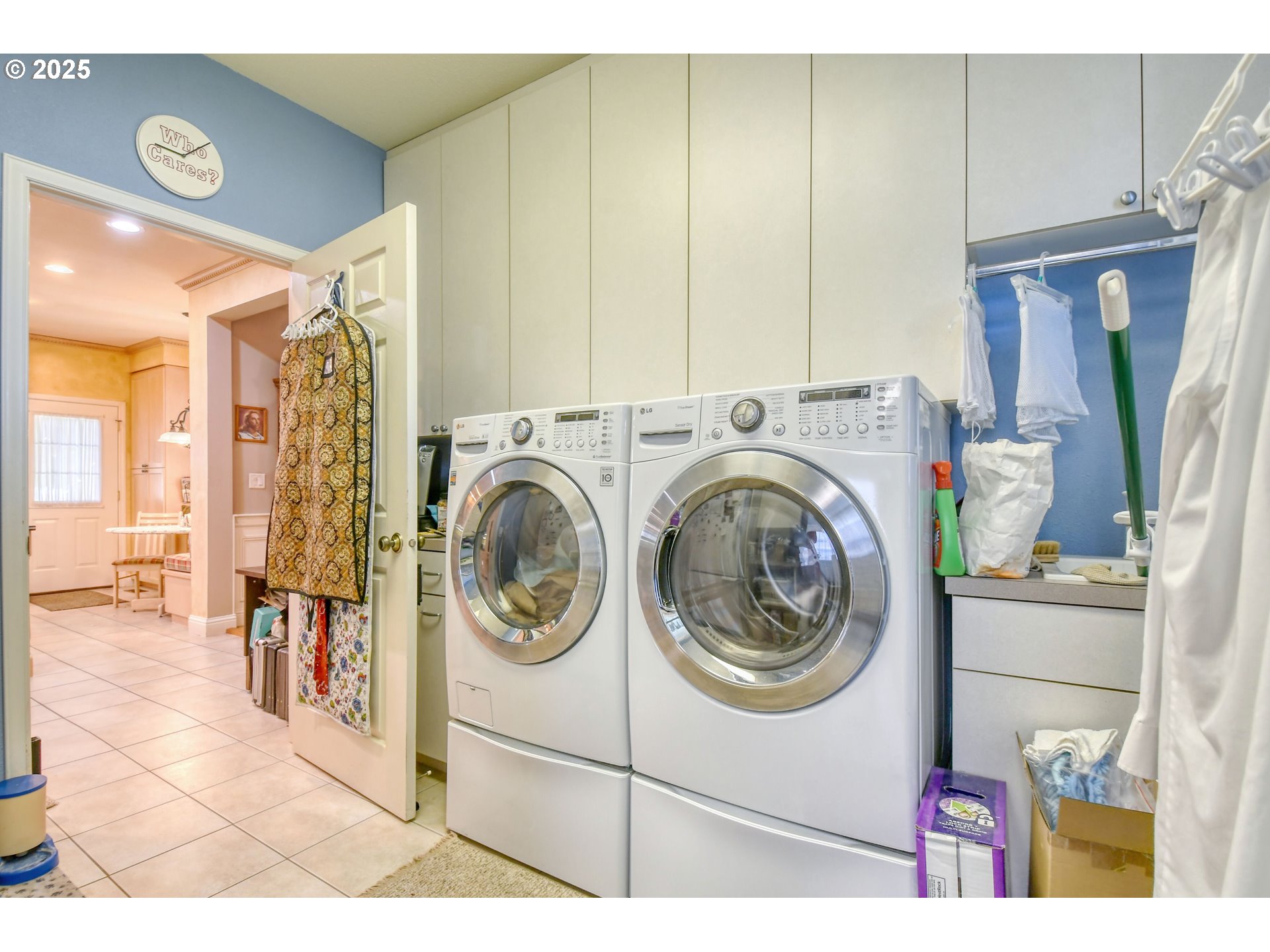 Athena, Oregon, 97813, United States, 3 Bedrooms Bedrooms, ,2 BathroomsBathrooms,Residential,For Sale,1961034