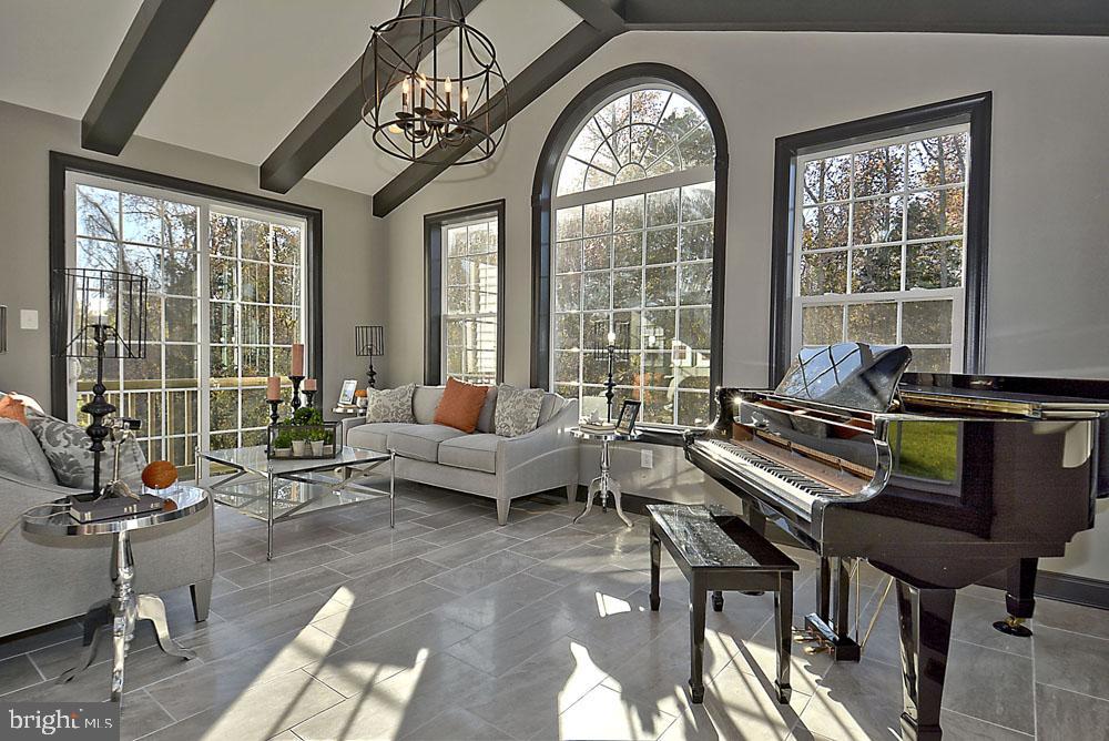 Clinton, Maryland, 20735, United States, 6 Bedrooms Bedrooms, ,6 BathroomsBathrooms,Residential,For Sale,1864170