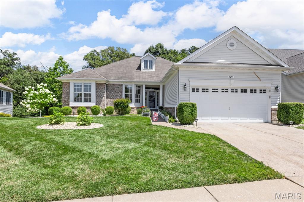 Lake St Louis, Missouri, 63367, United States, 2 Bedrooms Bedrooms, ,2 BathroomsBathrooms,Residential,For Sale,1901912