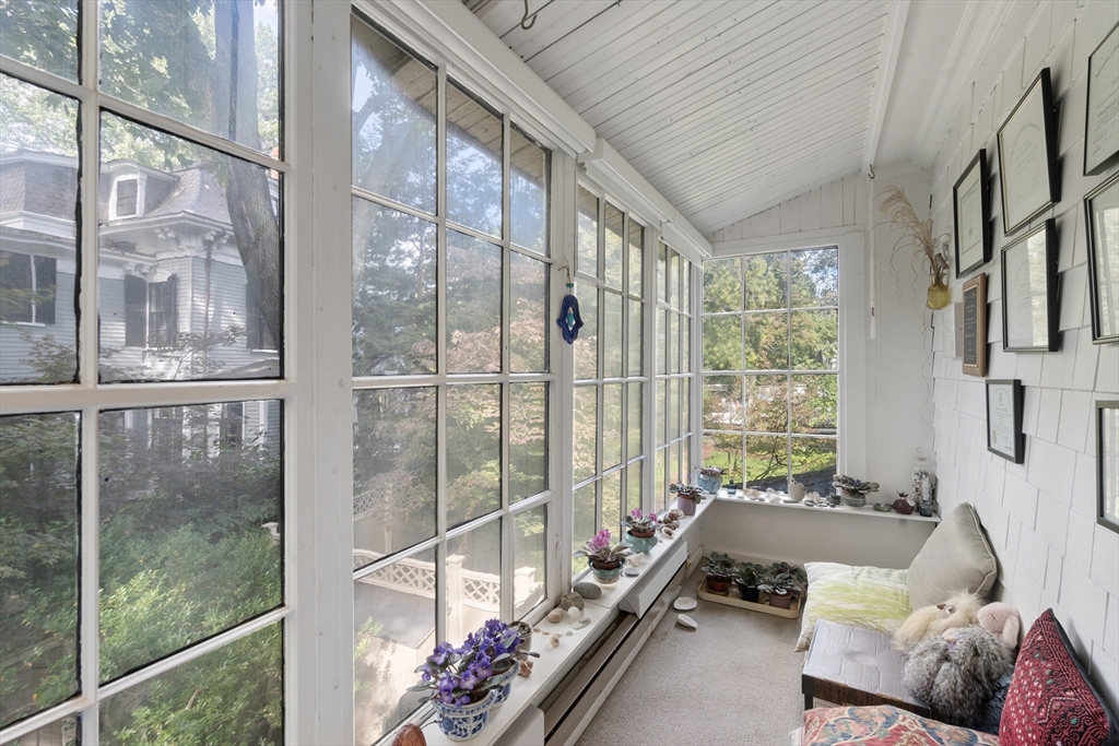 Cambridge, Massachusetts, 02138, United States, 6 Bedrooms Bedrooms, ,4 BathroomsBathrooms,Residential,For Sale,1957179