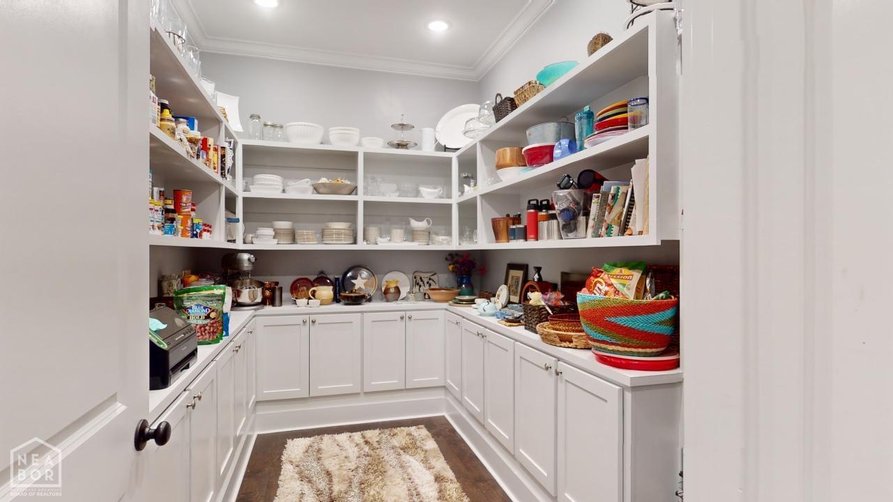 Jonesboro, Arkansas, 72405, United States, 5 Bedrooms Bedrooms, ,5 BathroomsBathrooms,Residential,For Sale,1983308