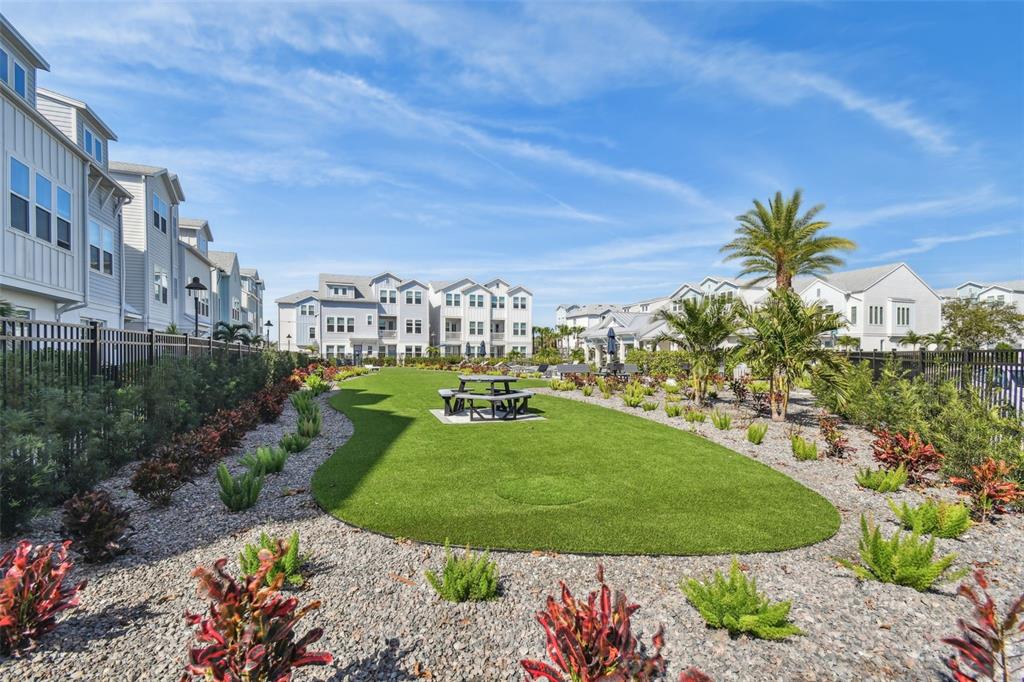 Sarasota, Florida, 34237, United States, 3 Bedrooms Bedrooms, ,4 BathroomsBathrooms,Residential,For Sale,1862311