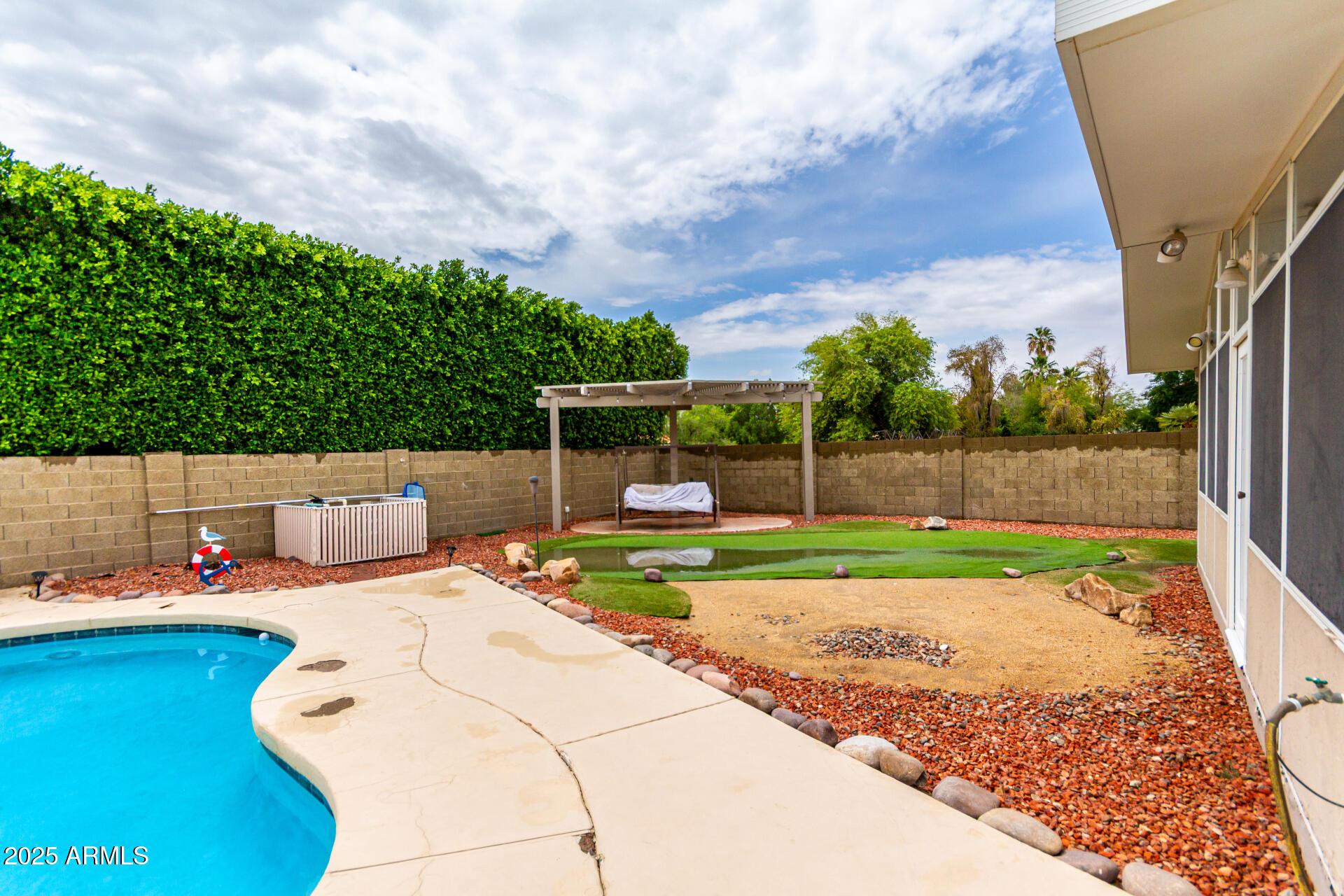 Glendale, Arizona, 85302, United States, 4 Bedrooms Bedrooms, ,4 BathroomsBathrooms,Residential,For Sale,1977849