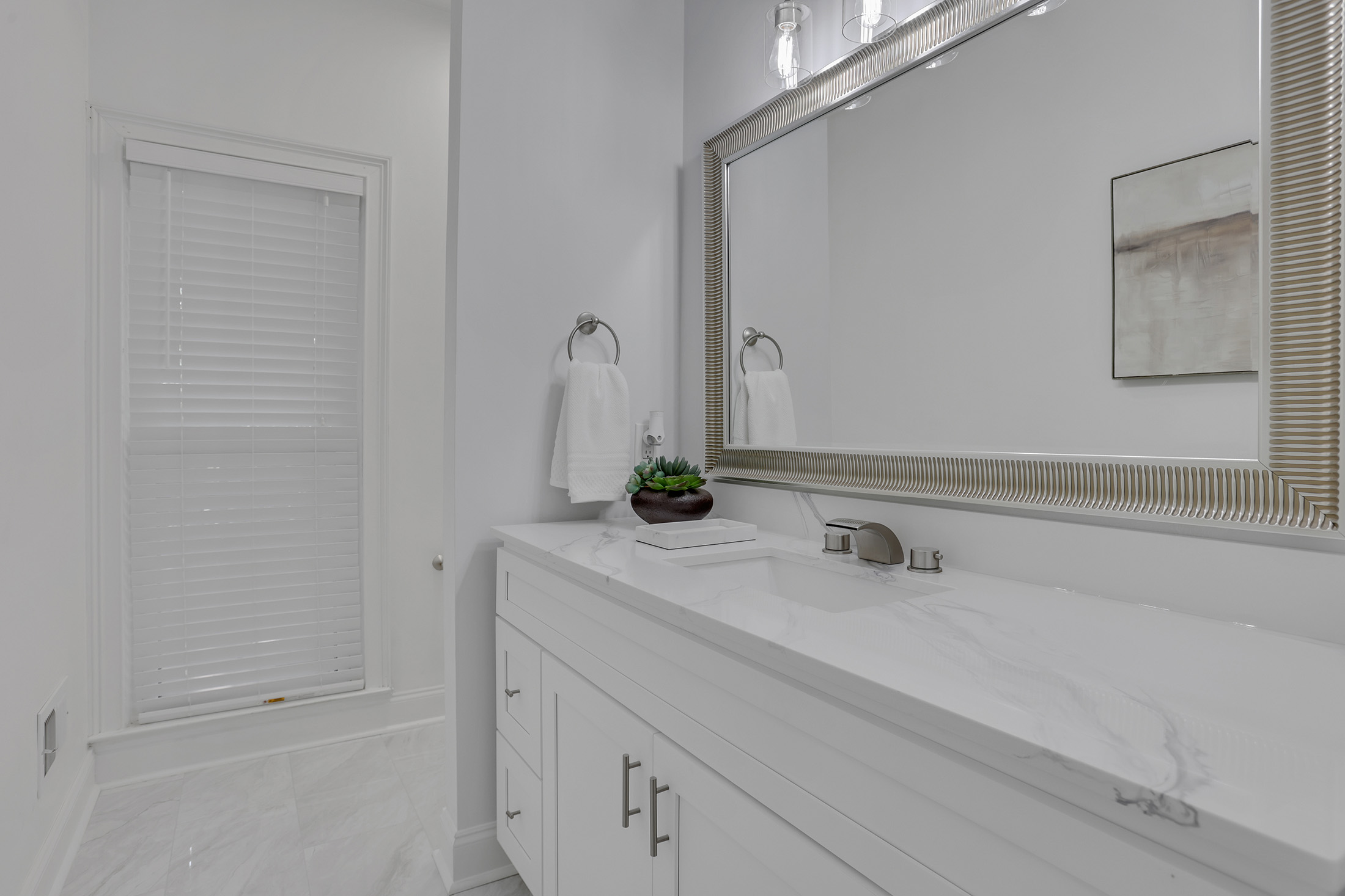  Timeless Elegance Meets Modern Sophistication in Roswell - 物件實景