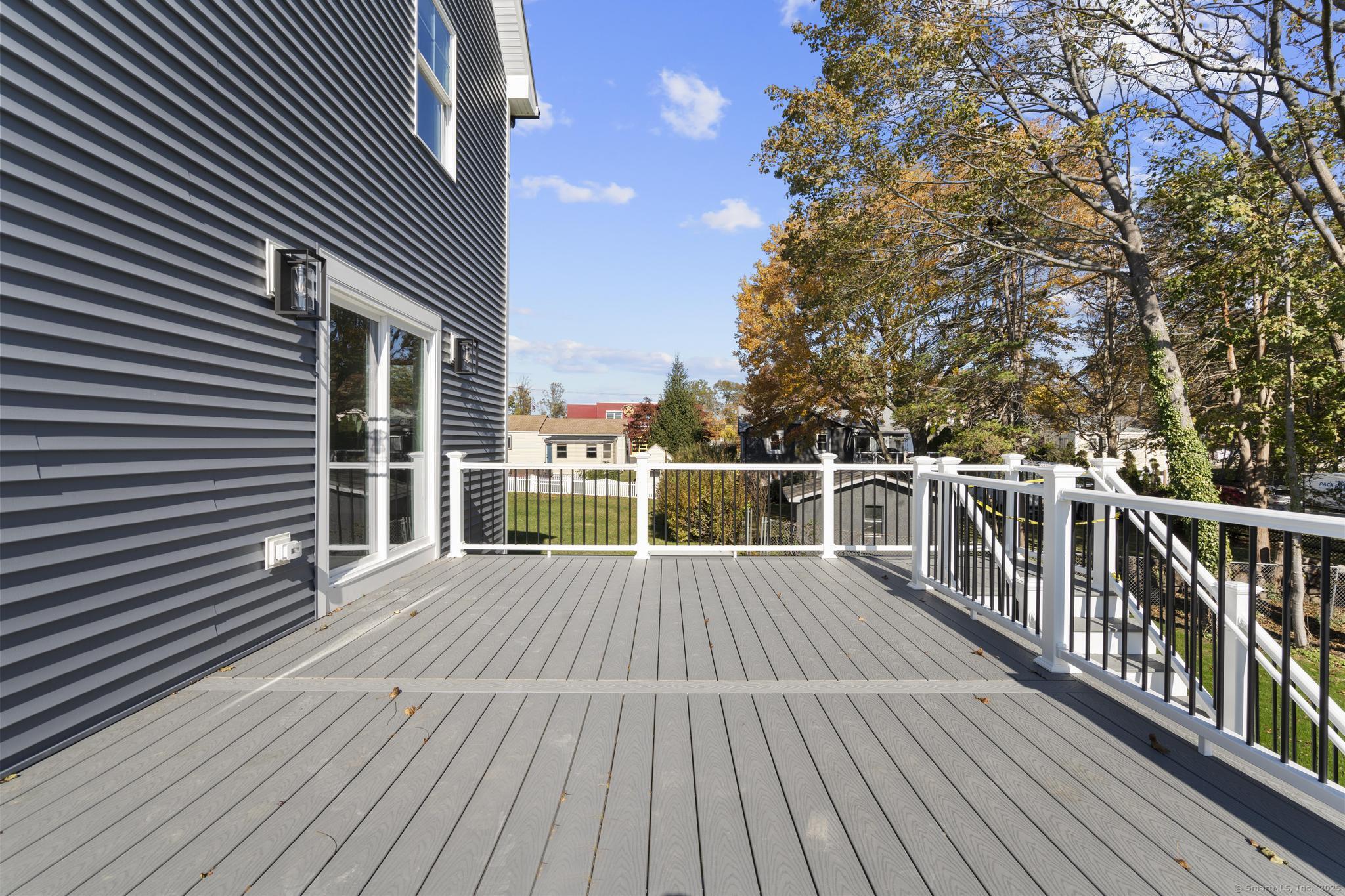 Milford, Connecticut, 06460, United States, 4 Bedrooms Bedrooms, ,4 BathroomsBathrooms,Residential,For Sale,1987652