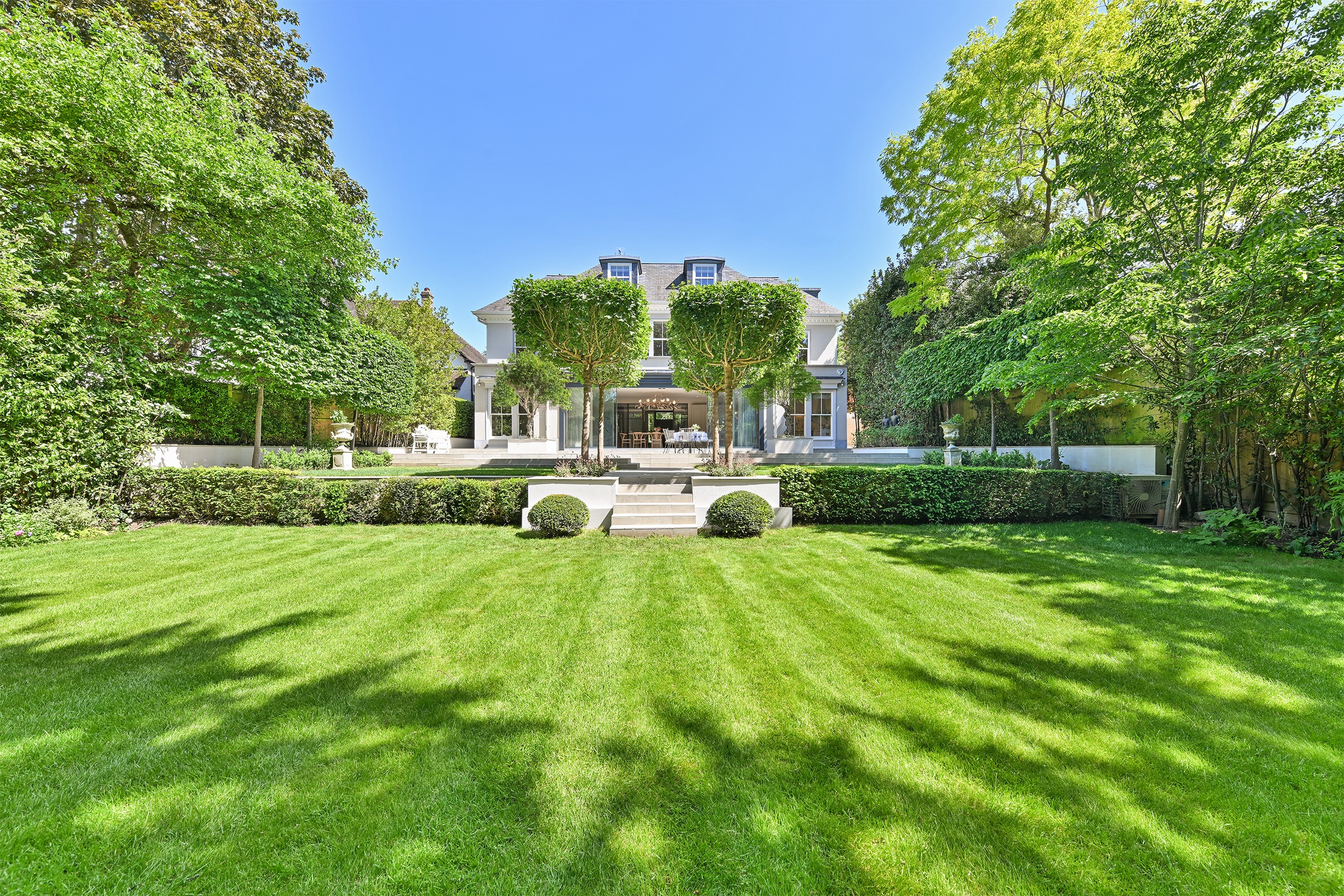 A Grand Detached House on Roehampton Gate - 物件實景