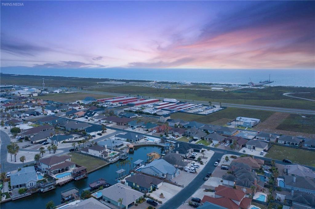 Corpus Christi, Texas, 78418, United States, 4 Bedrooms Bedrooms, ,2 BathroomsBathrooms,Residential,For Sale,1862449