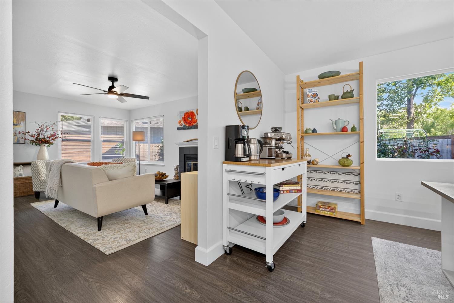Santa Rosa, California, 95401, United States, 3 Bedrooms Bedrooms, ,2 BathroomsBathrooms,Residential,For Sale,1924972